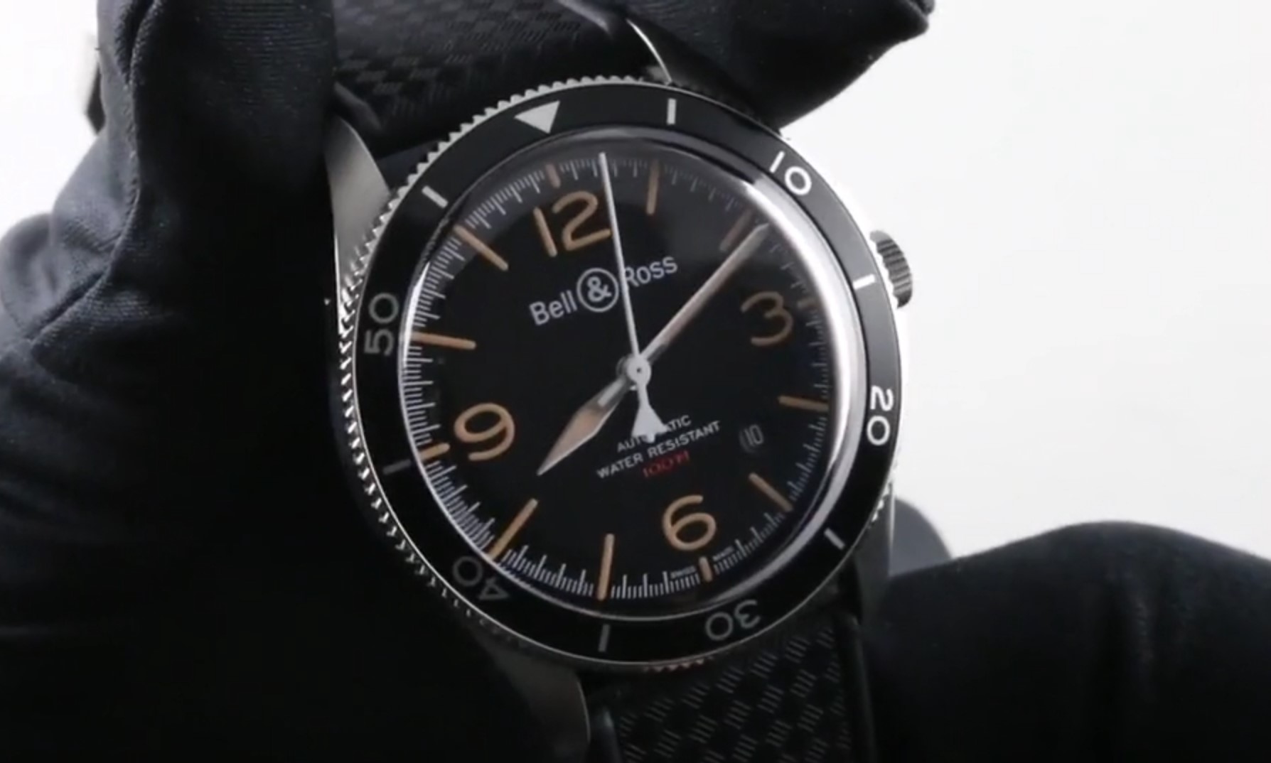 Bell Ross WW1 Heure Sautante BRWW1 JH2G PT SCR Review Bell