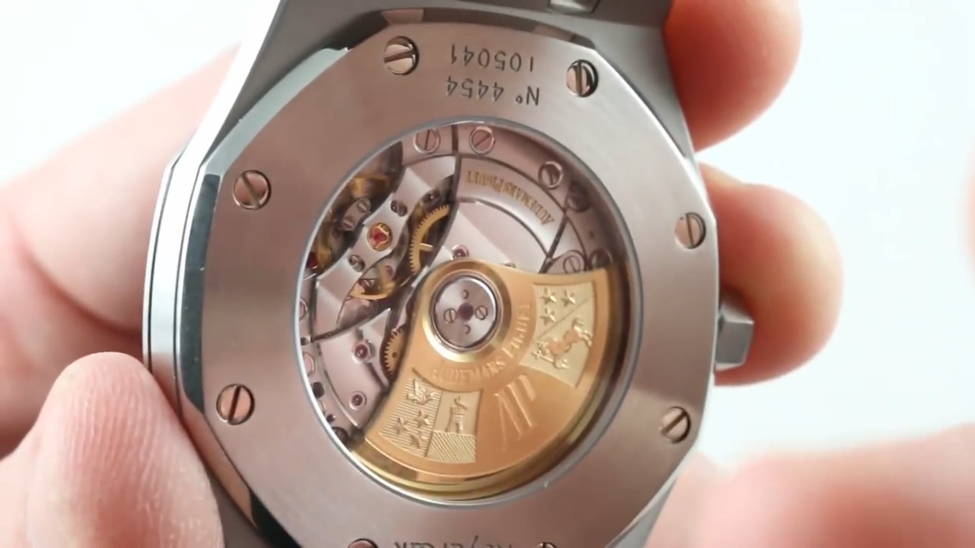 Audemars Piguet Royal Oak (Black Dial) 15400ST.OO.1220S Review