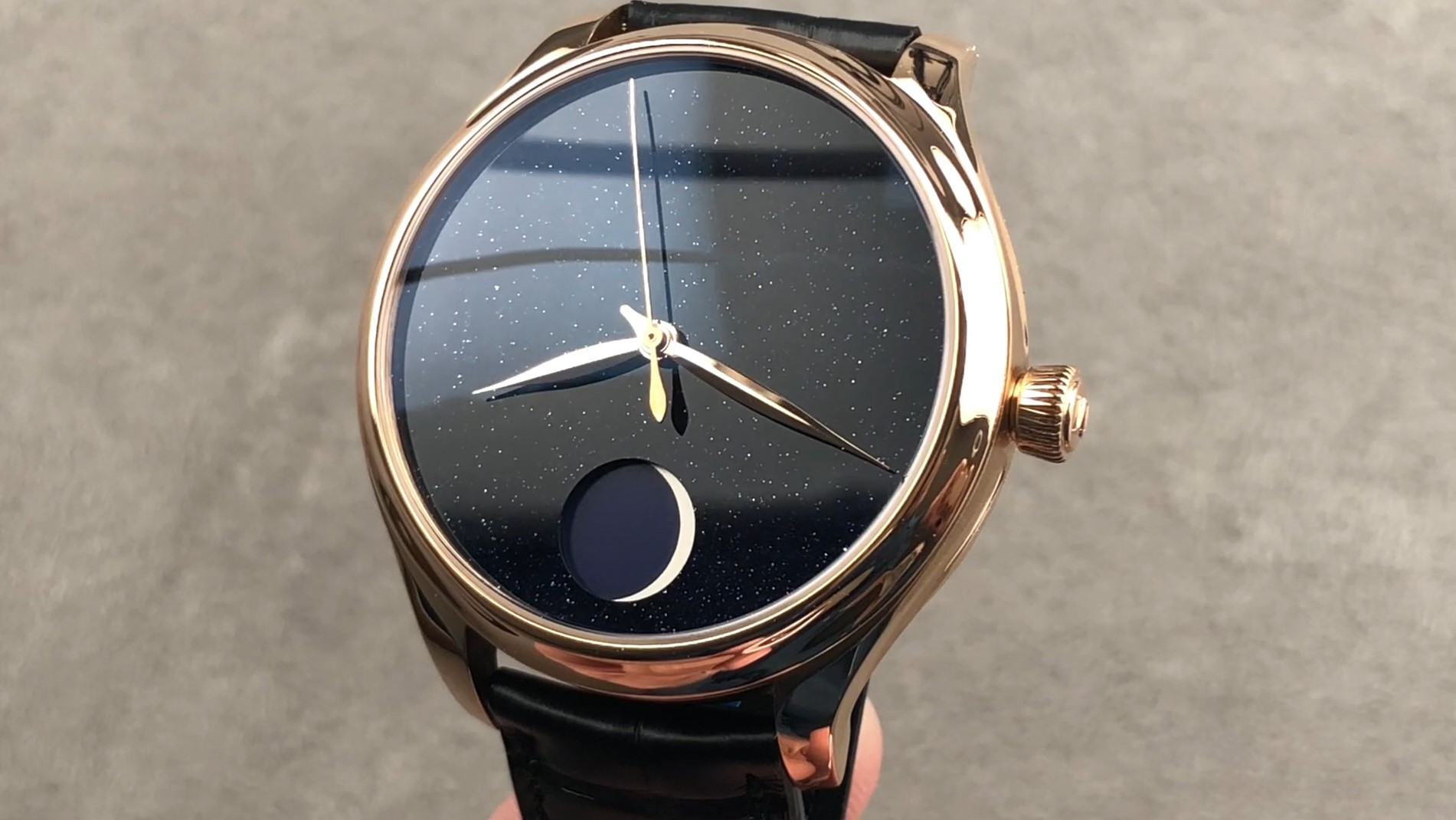 H. Moser & Cie Endeavour Perpetual Moon Aventurine 1801-0402 Review