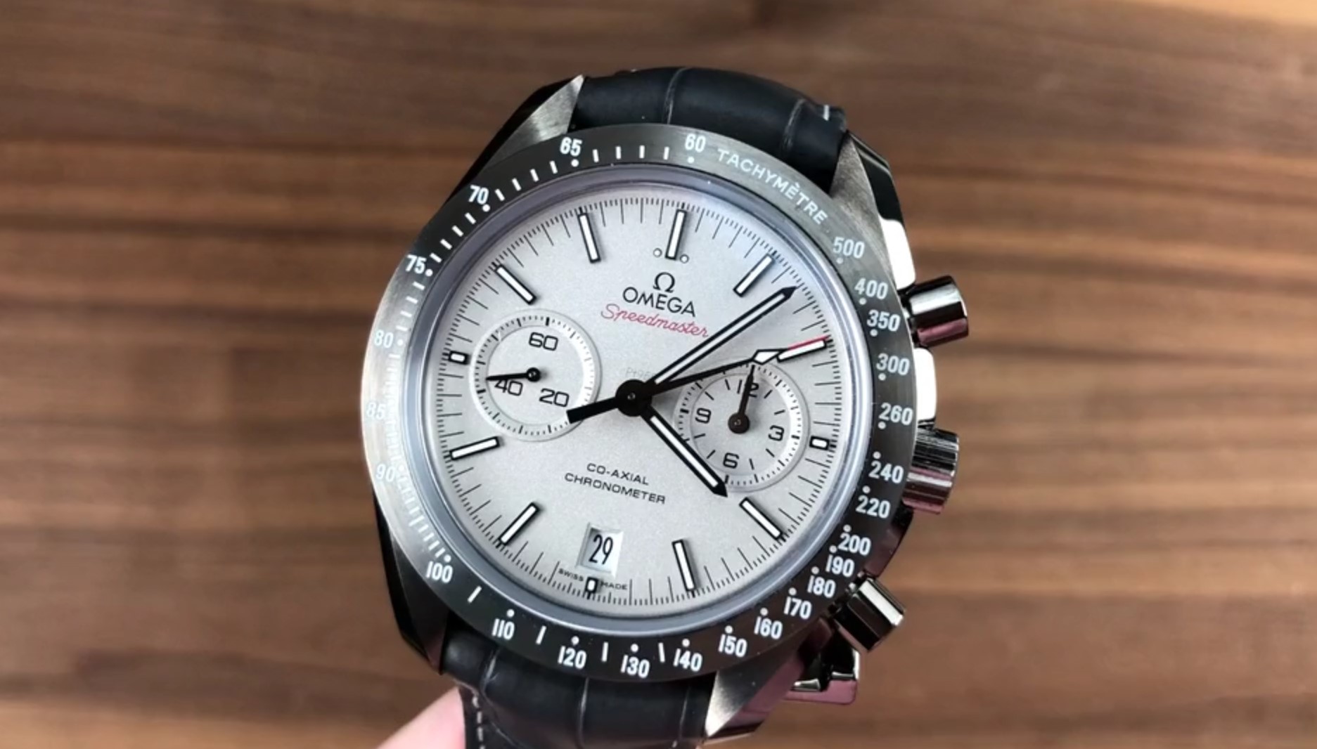 Omega Speedmaster Moonwatch Chrono Grey Side Of The Moon 311.93.44.51.99.001