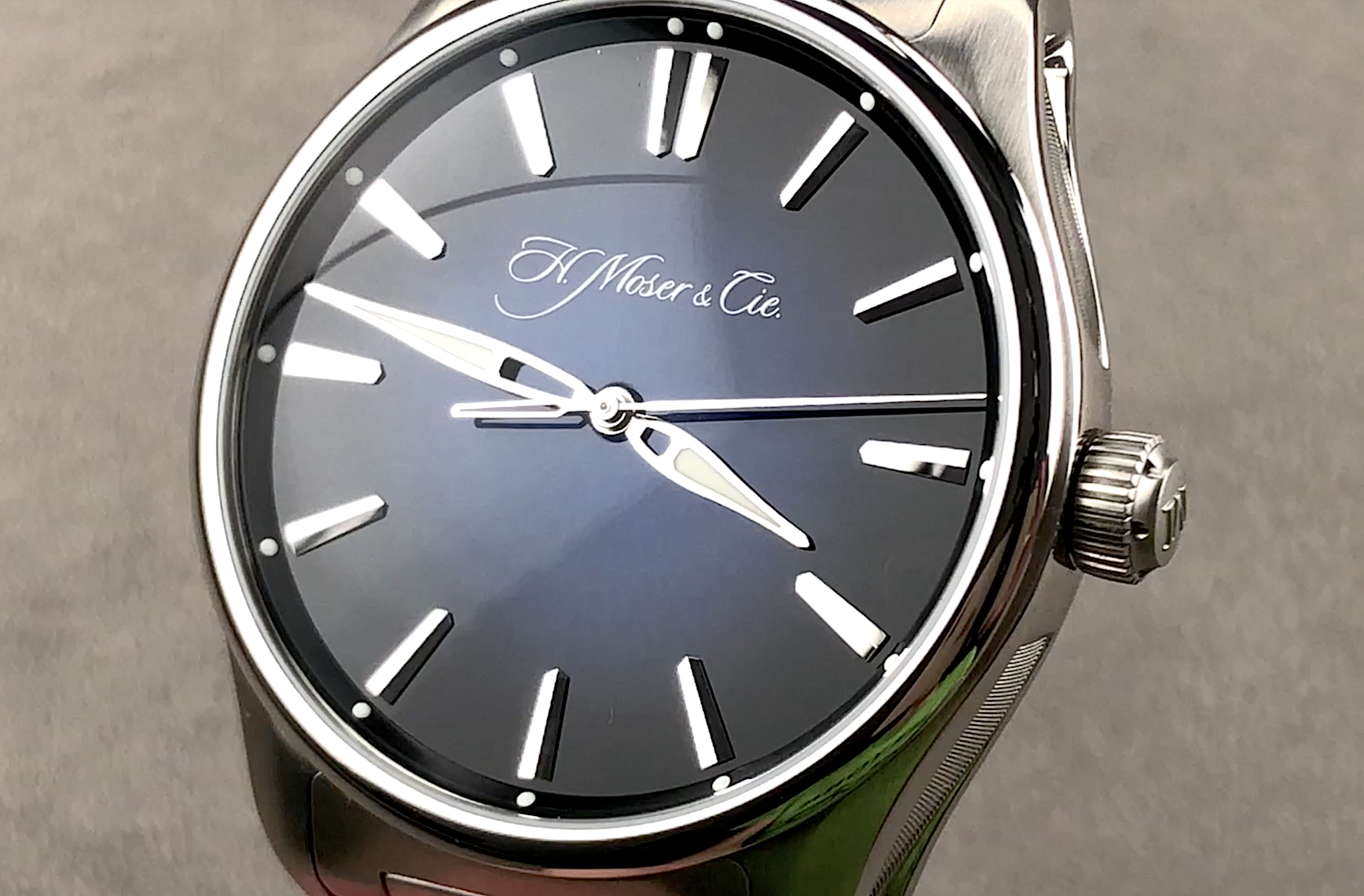 H. Moser & Cie Pioneer Centre Seconds 3200-1200