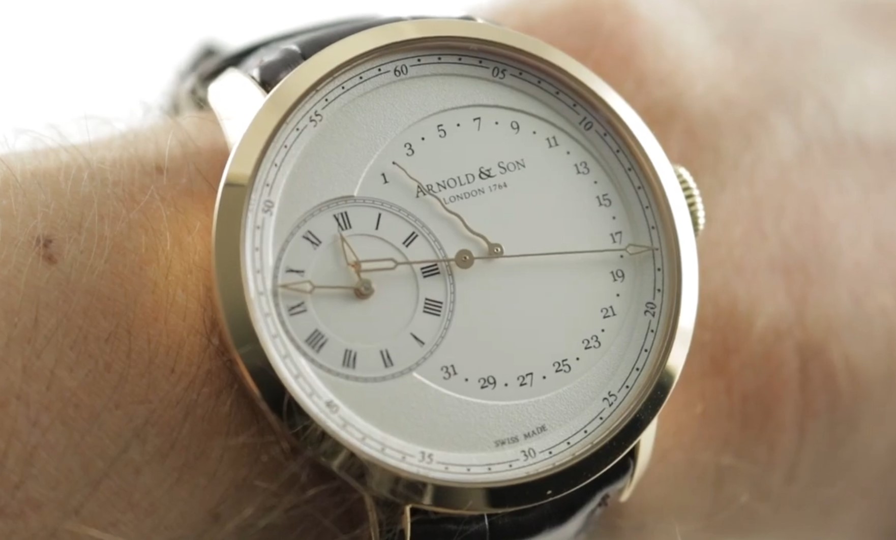 Arnold & Son Tbr (1Arap.W01A.C120P) Review