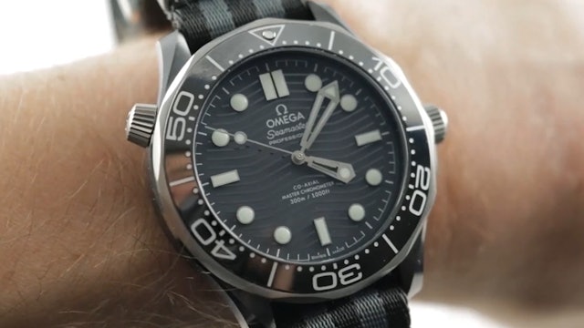 2019 Omega Seamaster Diver 300M Black Ceramic 210.92.44.20.01.001 Review
