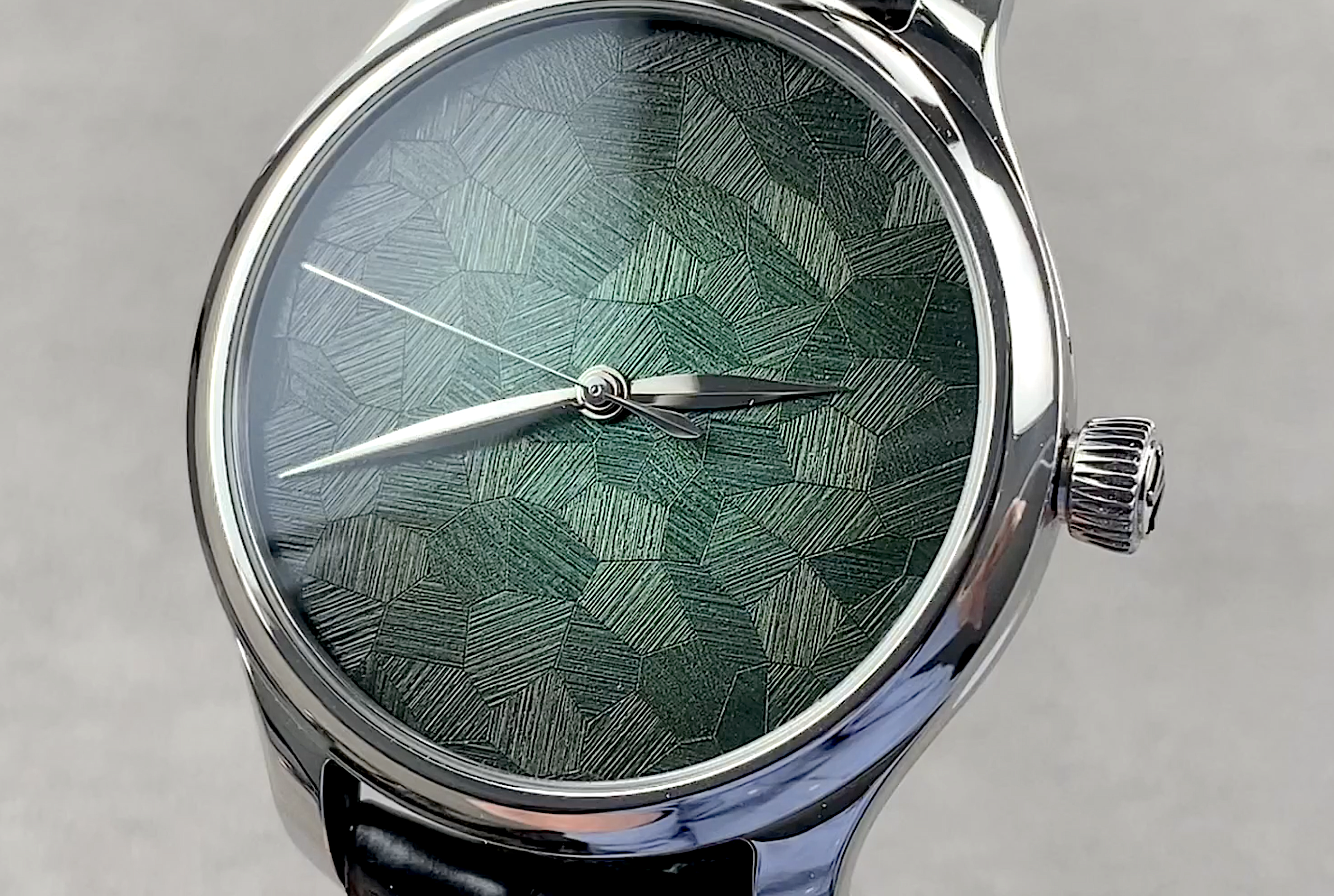 H. Moser & Cie Endeavour Centre Seconds 1200-1221