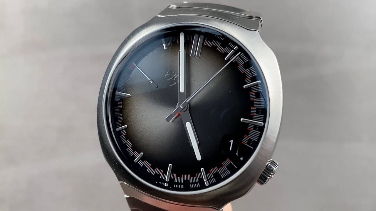 H. Moser & Cie Streamliner Perpetual Calendar H. Moser & Cie. Reviews