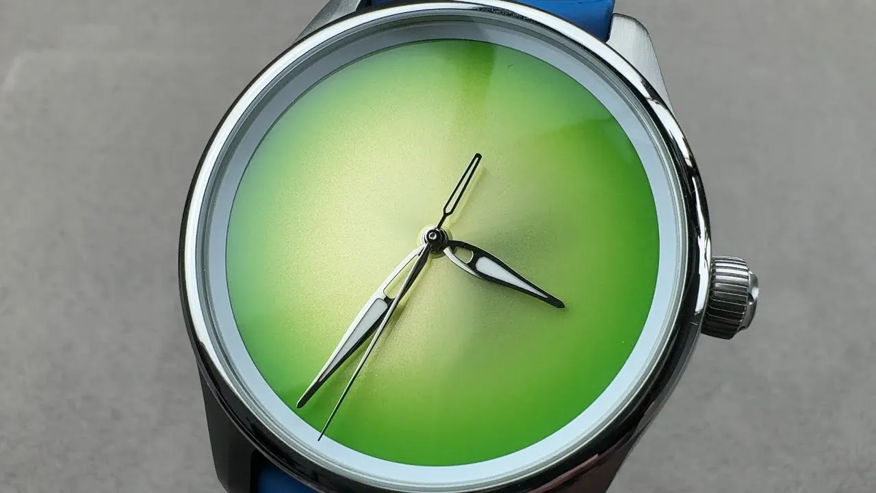 Moser & Cie Pioneer Centre Seconds Concept Citrus Green (3201-1204) Watch Review