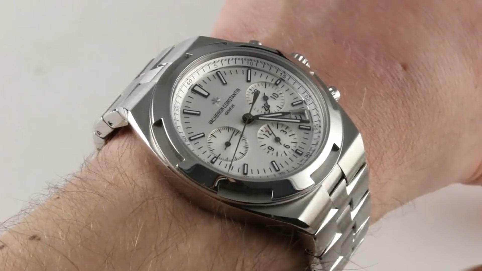 Vacheron Constantin Overseas Chronograph 5500V 110A B075 Review