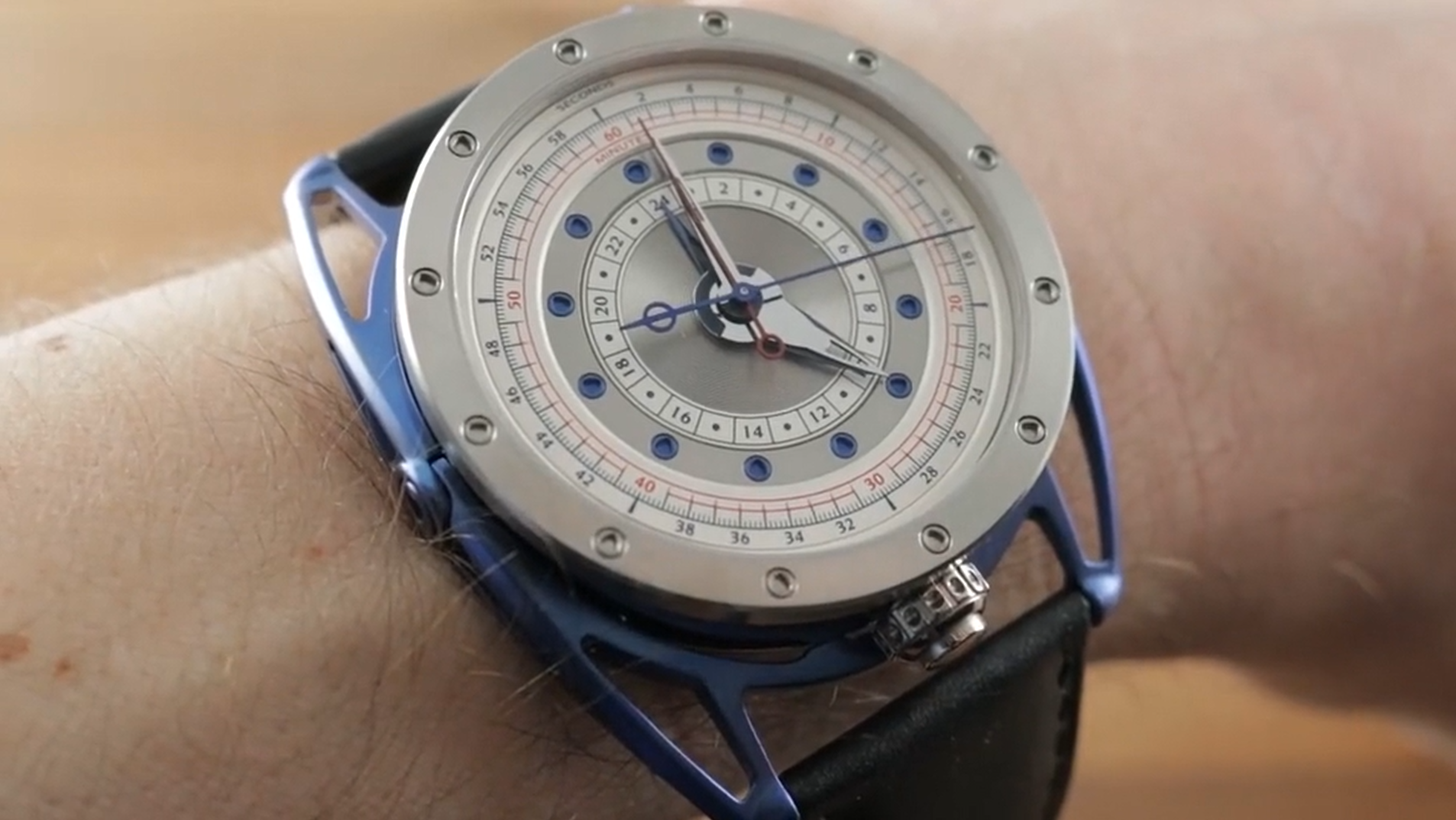 2019 De Bethune DB21 MaxiChrono Re Edition (DB21RE) Review