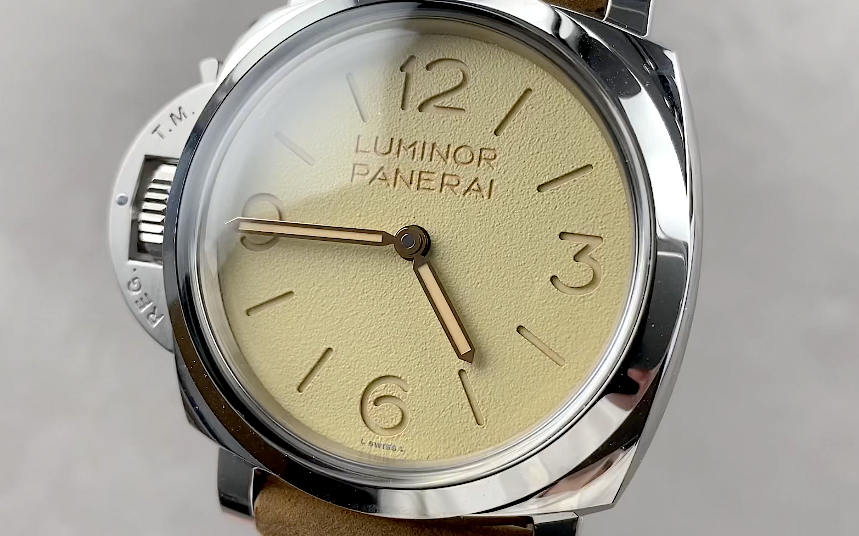 Panerai Luminor 1950 Left-Handed PAM 1075