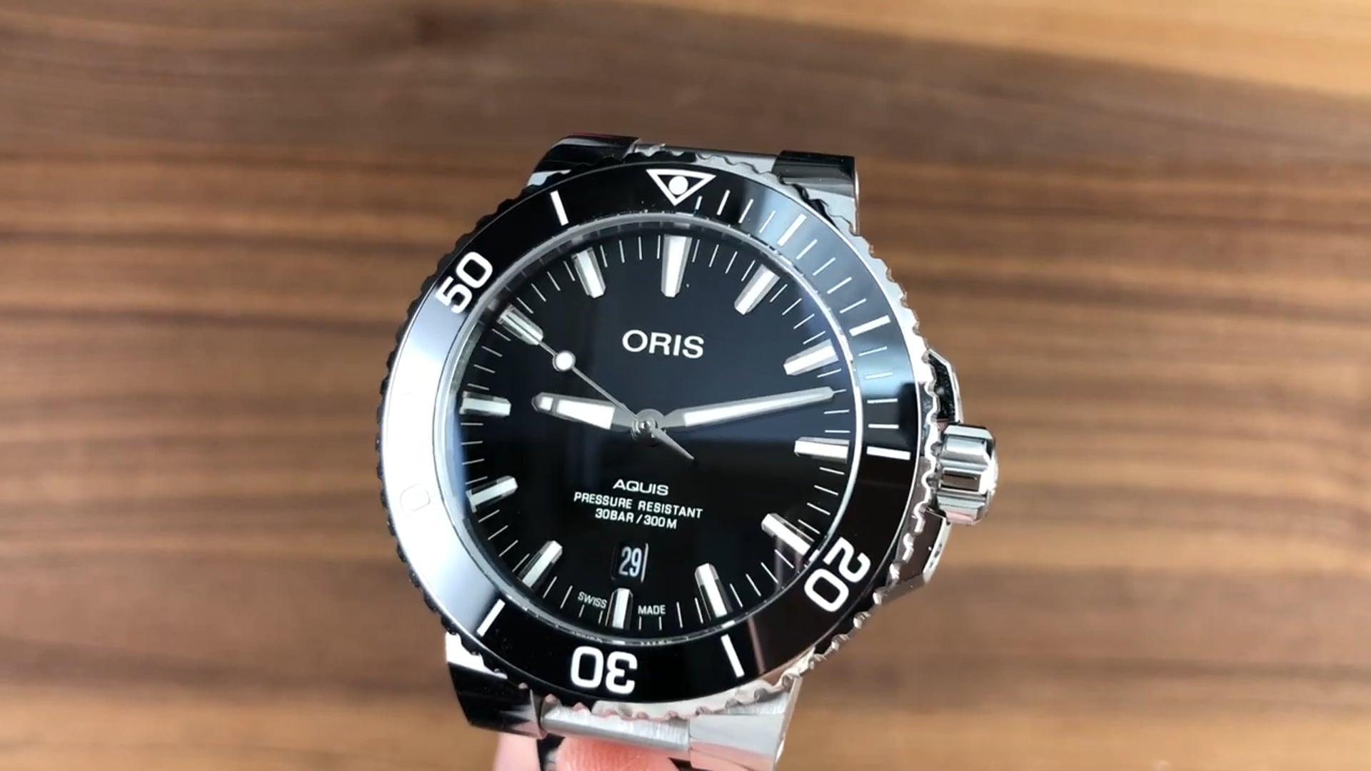 Oris Aquis Date 01 733 7730 4134 07 8 24 05Peb Dive Watch Review