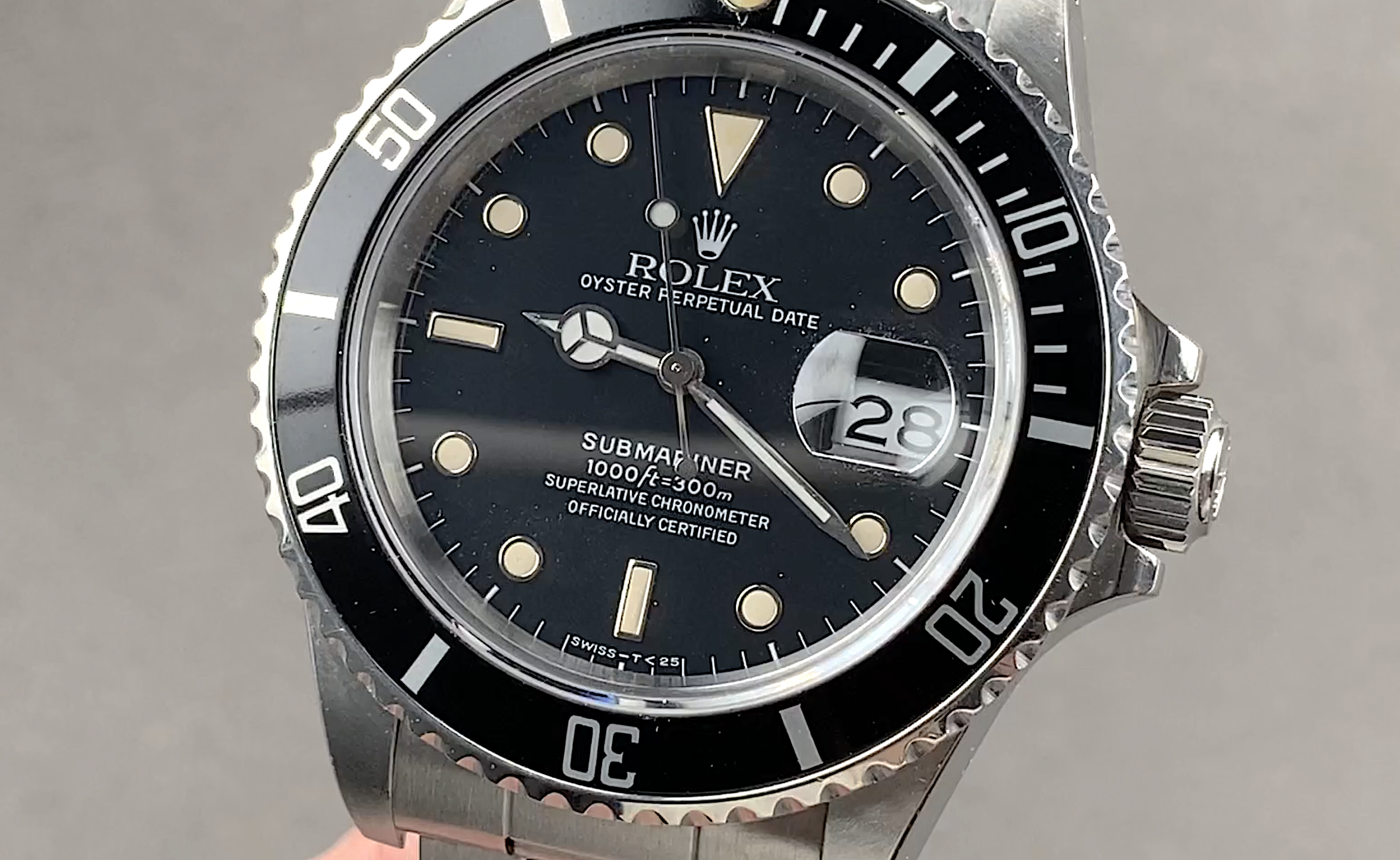 Vintage Rolex Submariner Date 16800