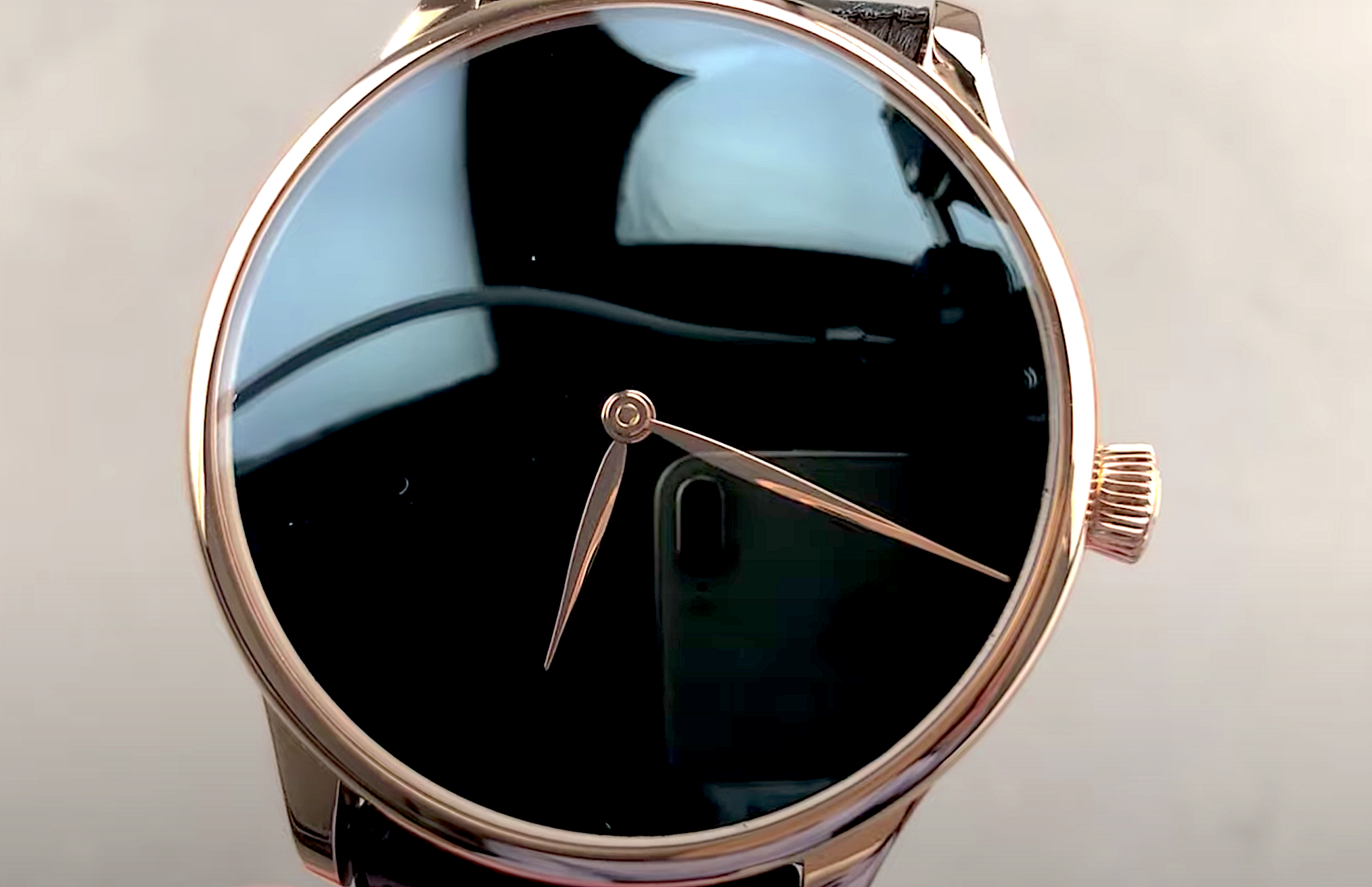 H. Moser & Cie Venturer Vantablack 2327-0410