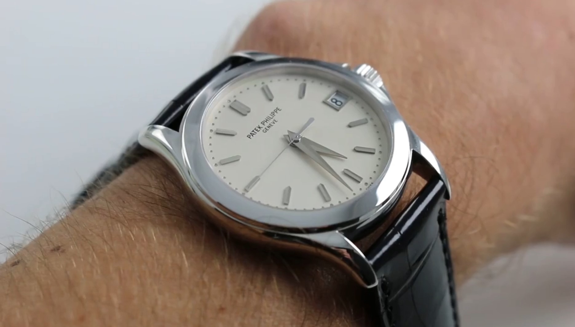 Patek Philippe Calatrava Ref. 5107G Watch Review