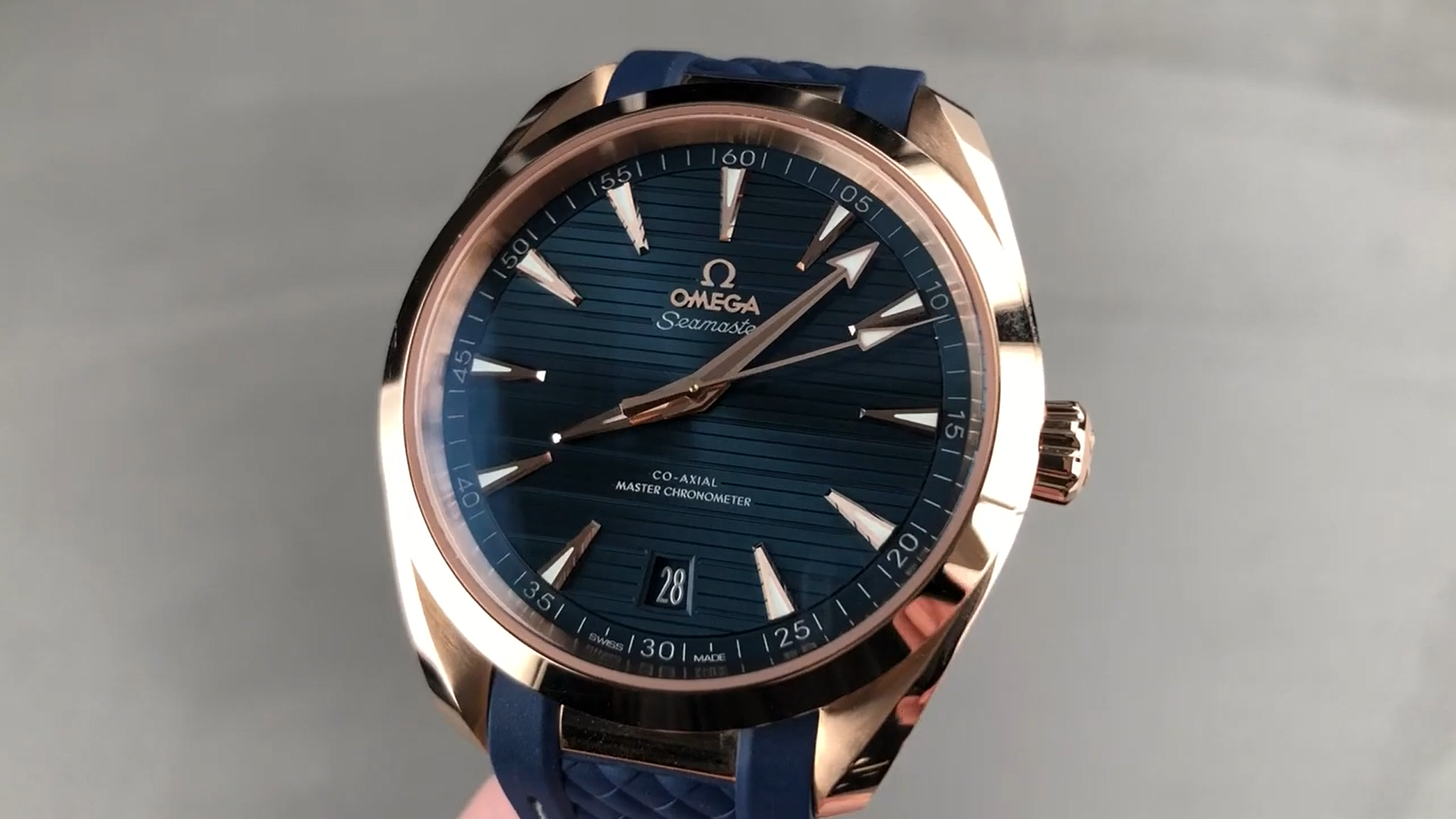 Omega Seamaster Aqua Terra 150M Red Gold 220.52.41.21.03.001 Review