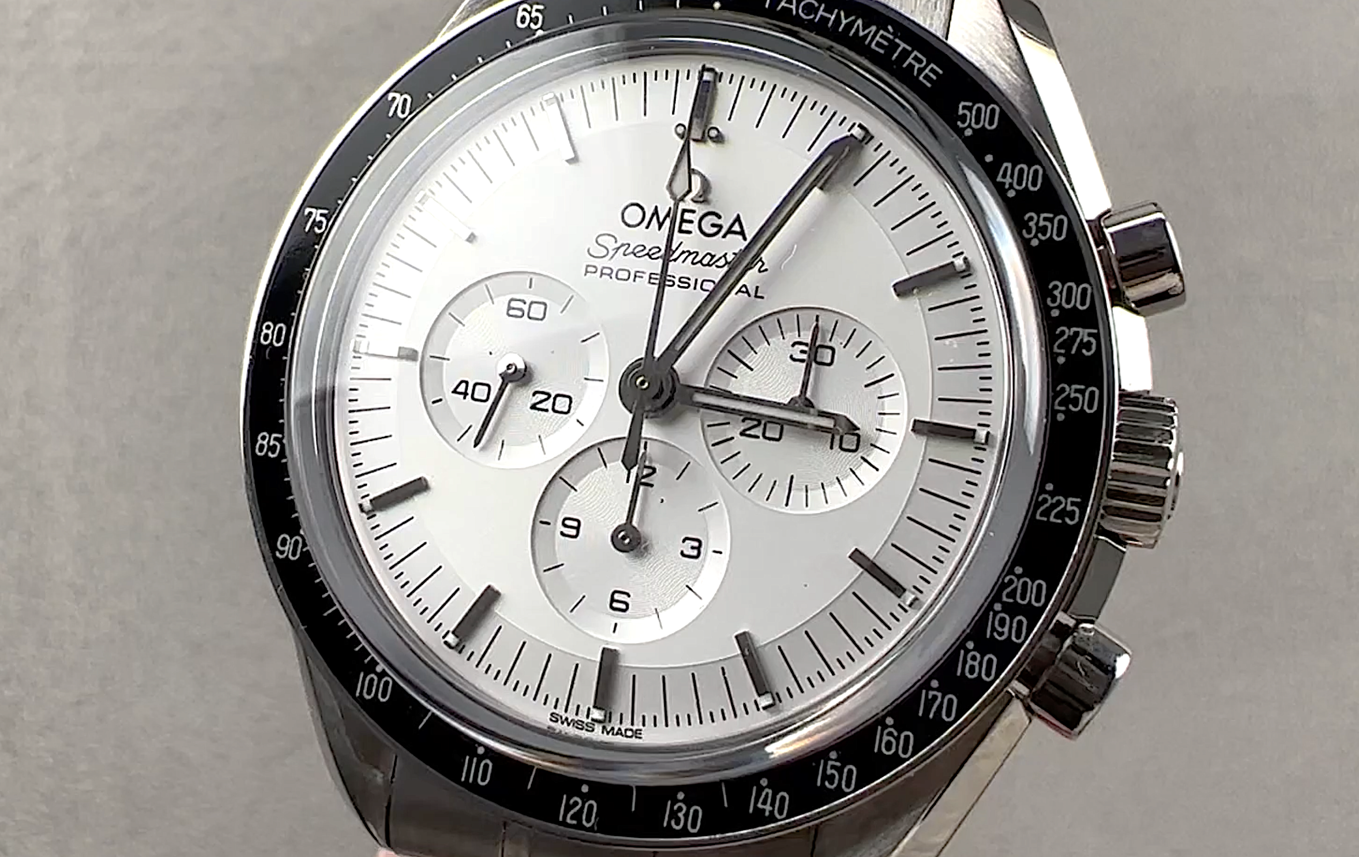 Omega Speedmaster Moonwatch Professional Chronograph 310.60.42.50.02.001