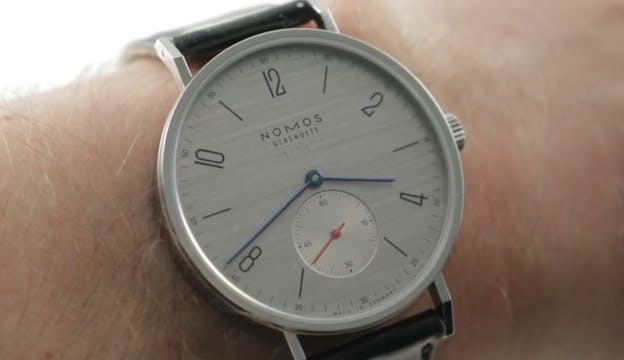 Nomos Tangente Neomatik 39 Silvercut ...