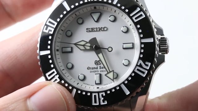 Grand Seiko GMT (Ivory Dial) SBGM021 Review - Grand Seiko Reviews -  WatchBox Studios