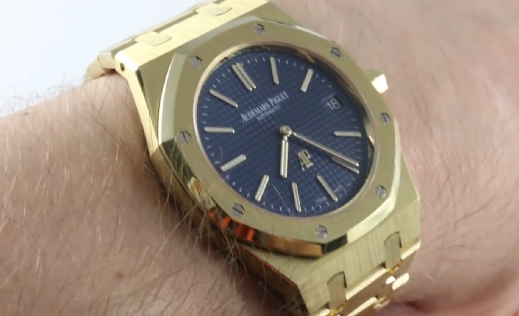 Audemars Piguet Royal Oak "Jumbo" Yellow Gold Extra Thin 15202Ba.OO.1240Ba.01