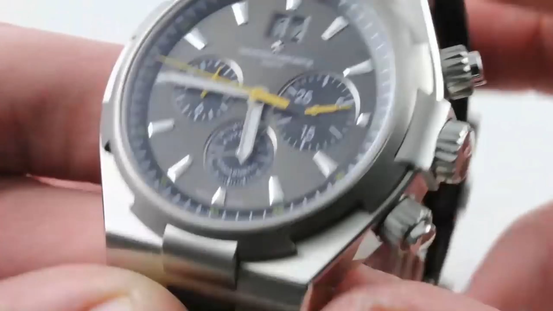 Vacheron Constantin Overseas Chronograph 49150 000W 9015 Review