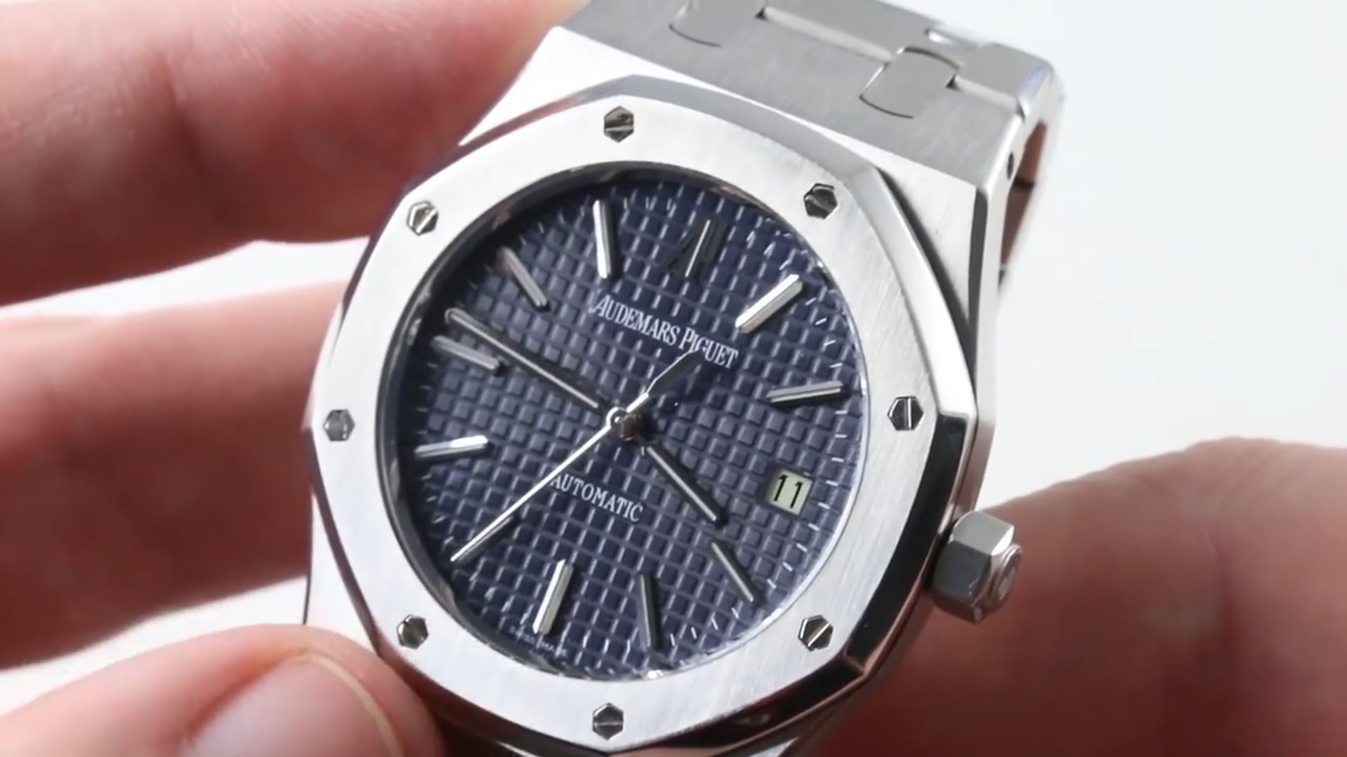 Audemars Piguet Royal Oak Blue 39mm 15300ST.OO.1220ST.02 Review