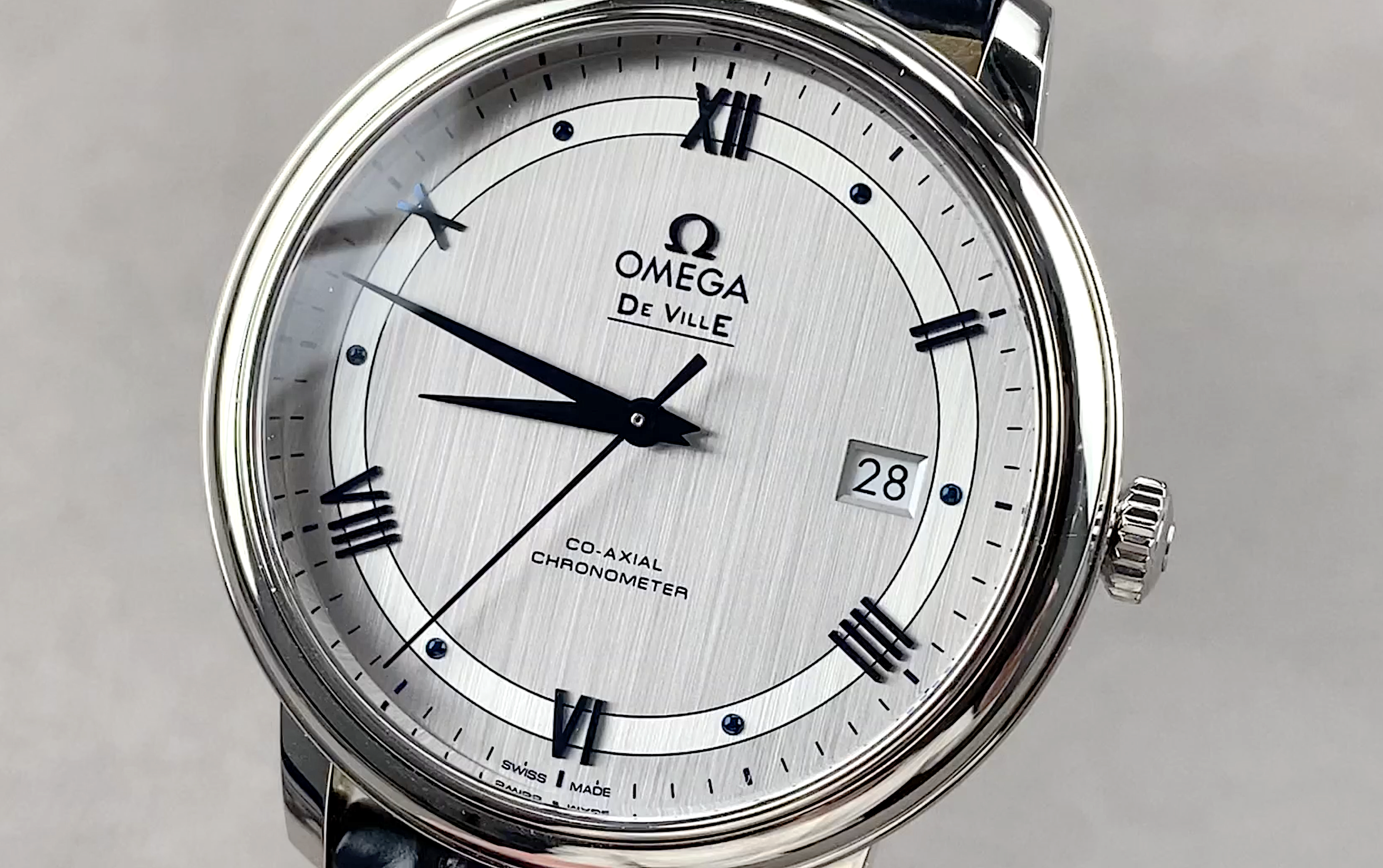 Omega De Ville Prestige "Steel Satin Dial" 424.13.40.20.02.003