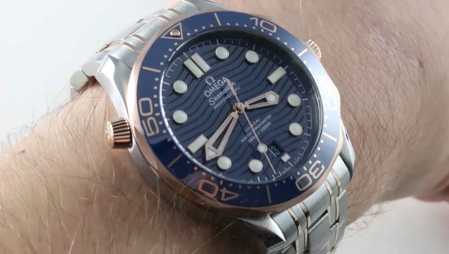 Omega Seamaster Diver 300M Professional Two-Tone (210.20.42.20.03.002) Review