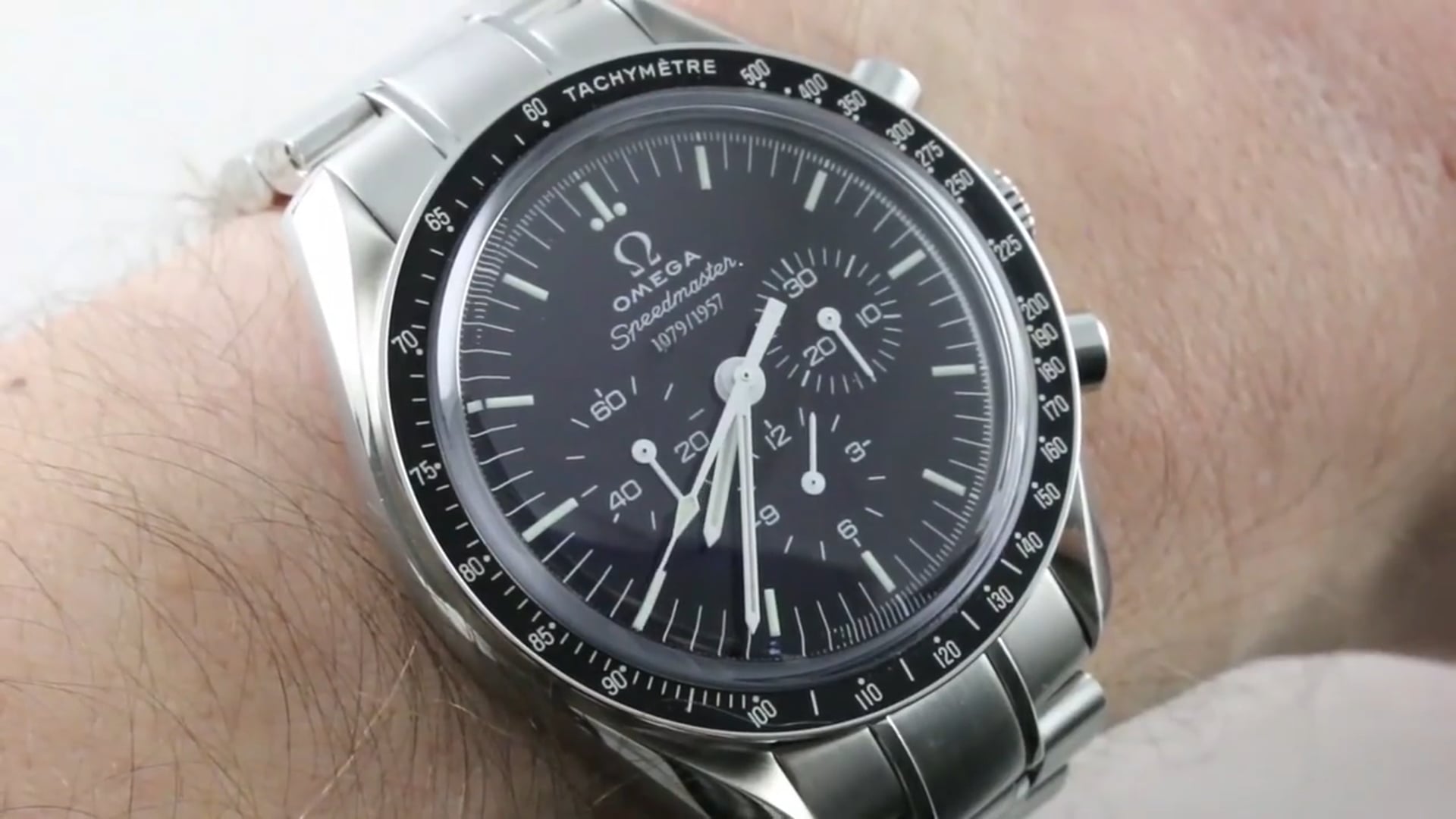 Prix omega moonwatch hot sale