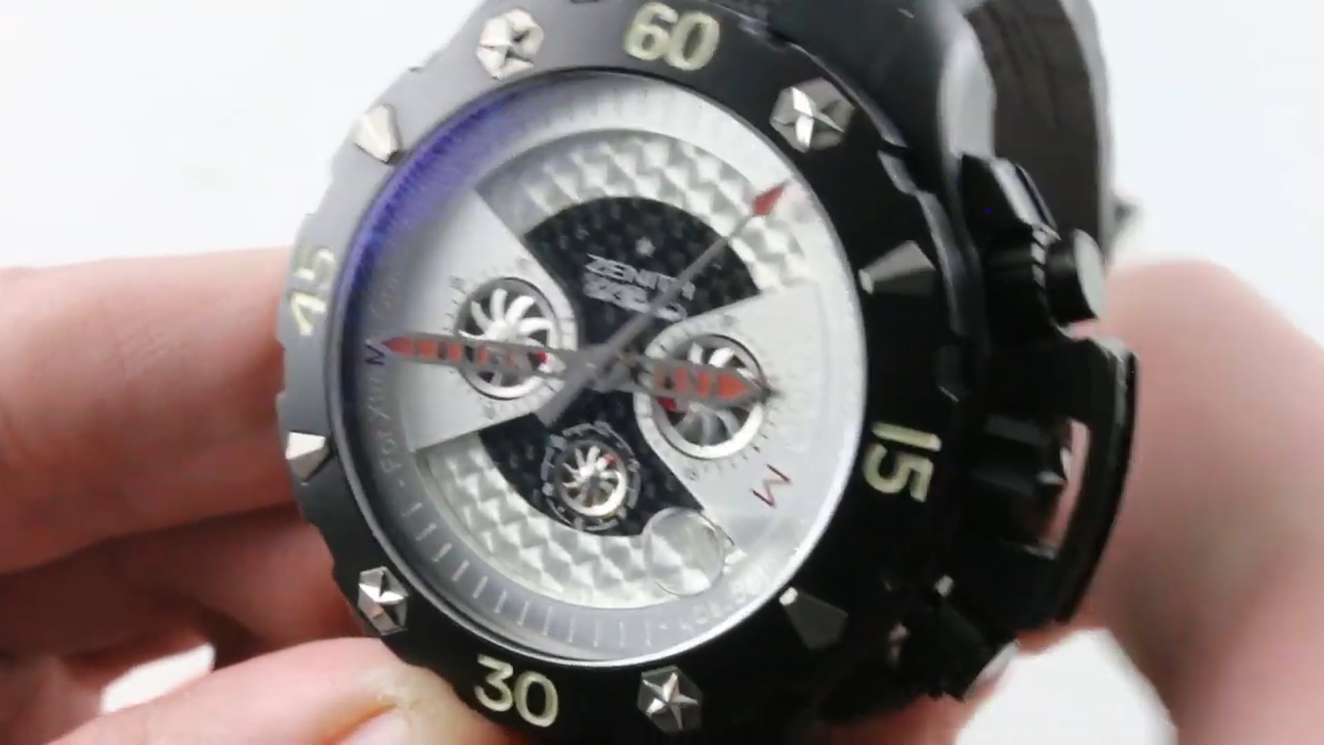 Zenith El Primero Defy Xtreme Chronograph (96.0525.4000 21.R642) Review