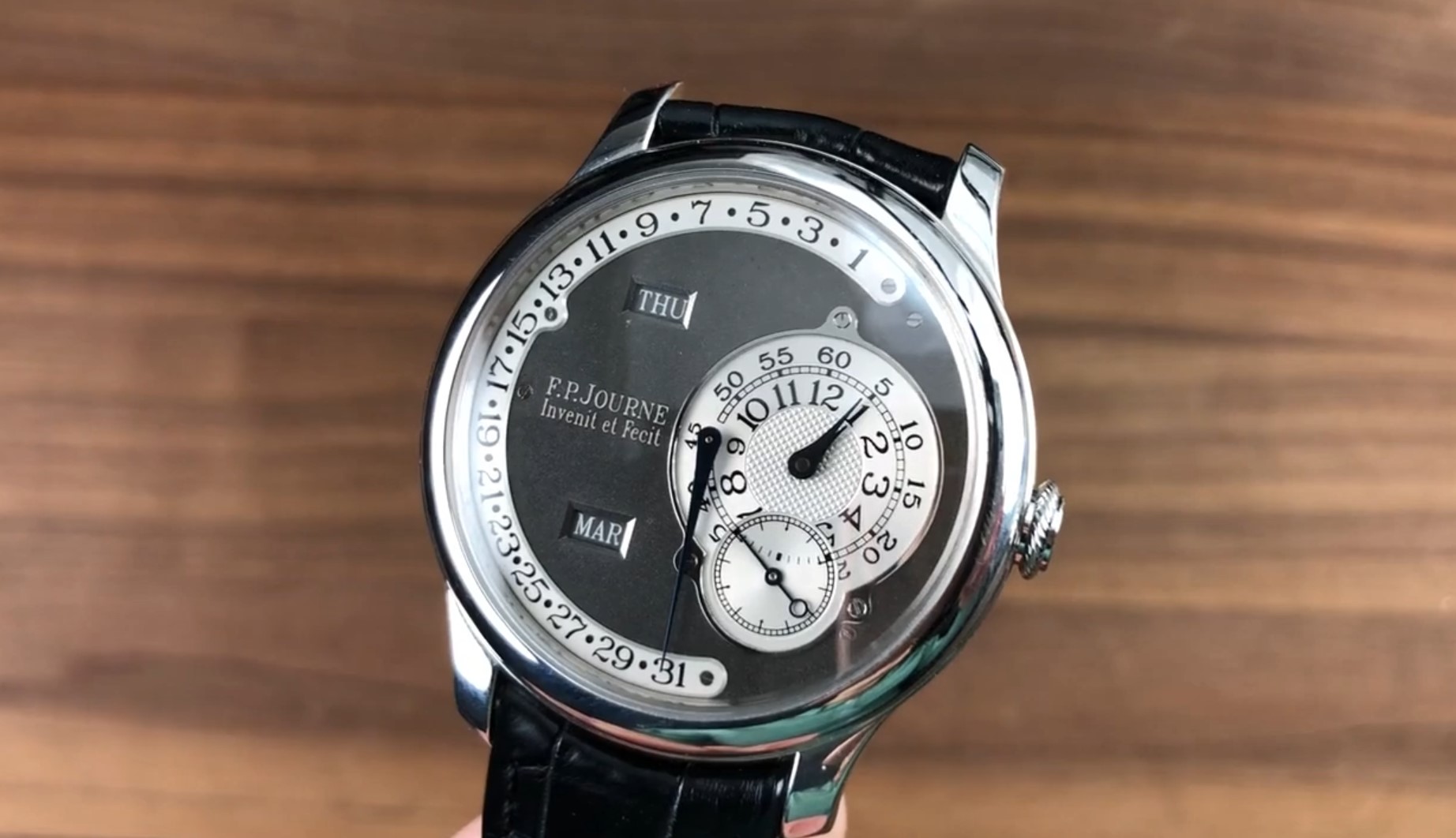 F.P. Journe Octa Calendrier Ruthenium Pt Octa Cal 40 F.P. Journe Watch Review