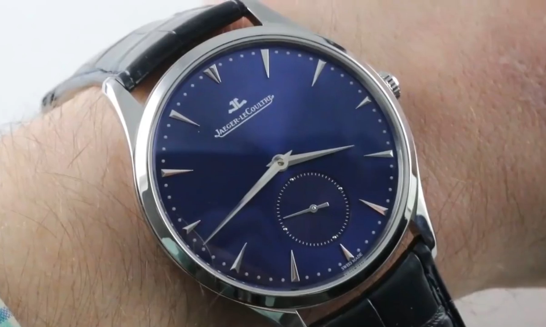 Jaeger Lecoultre Master Hometime Aston Martin Q162847N Review