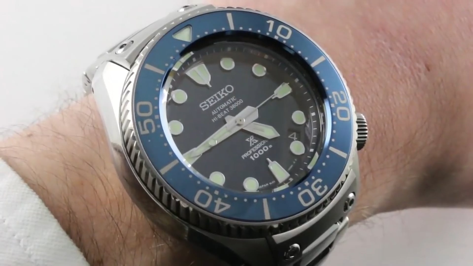 Seiko Prospex Hi Beat Marinemaster Pro SBEX005 Review Watchbox