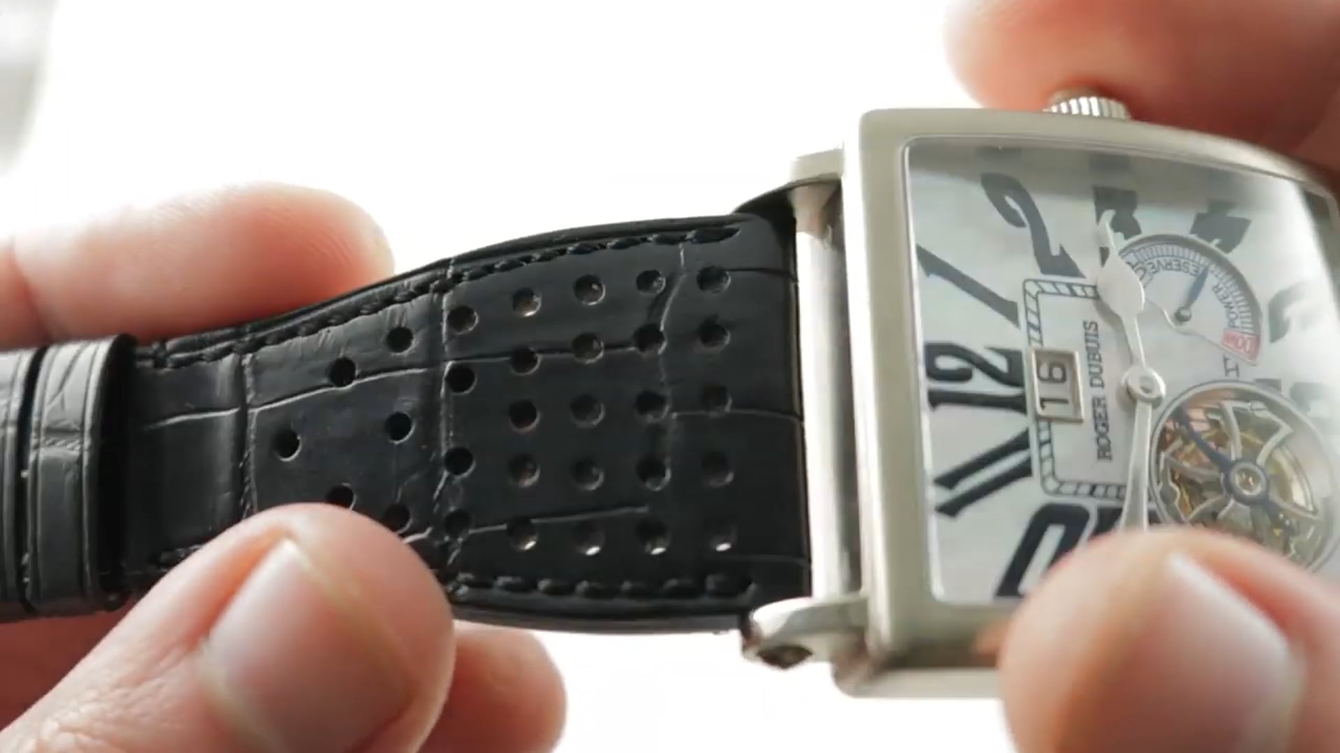 Roger Dubuis Golden Square Tourbillion G40 03 0 N1.63 Roger Dubuis Watch Review