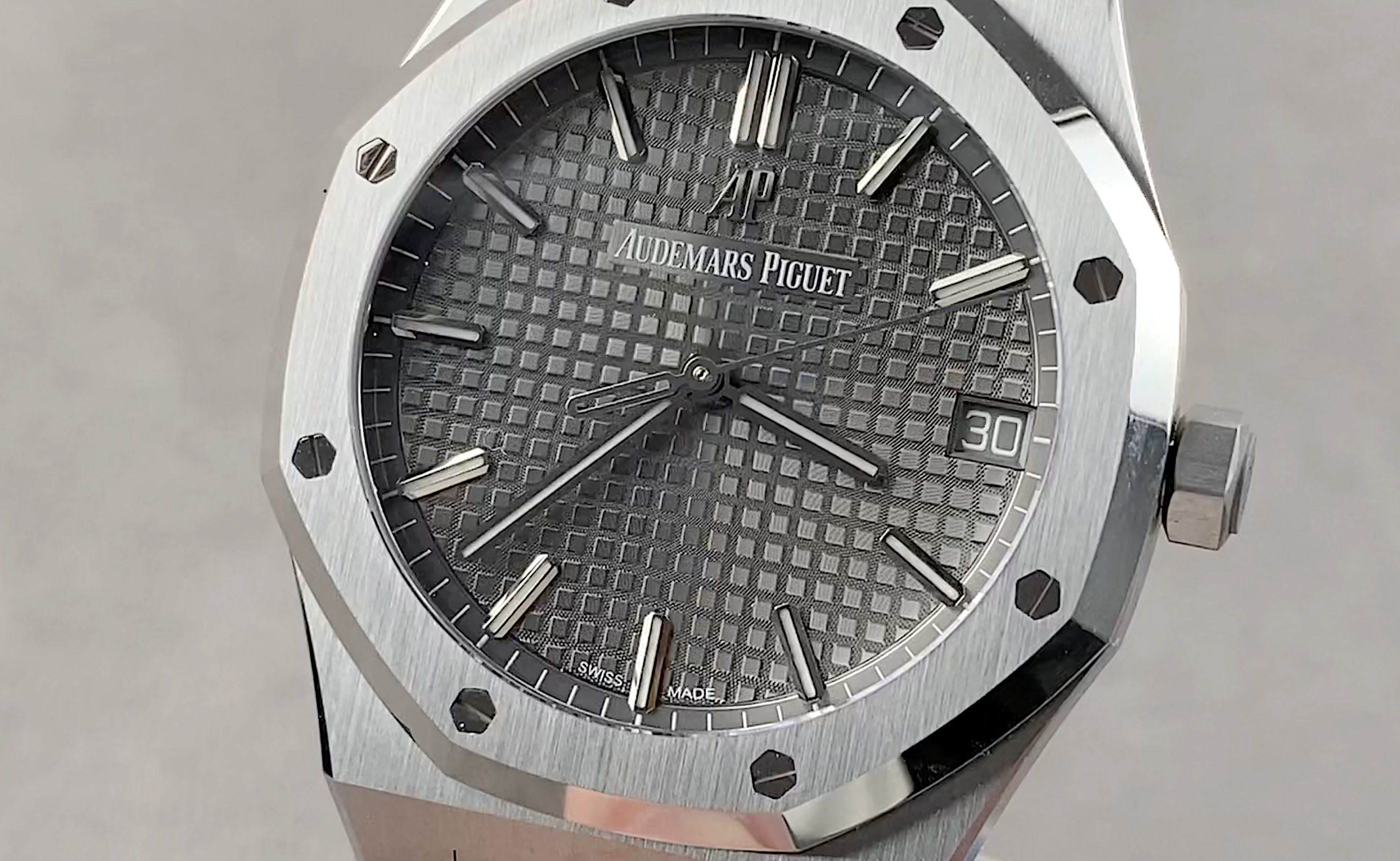 Audemars Piguet Royal Oak 15500ST.OO.1220ST.02