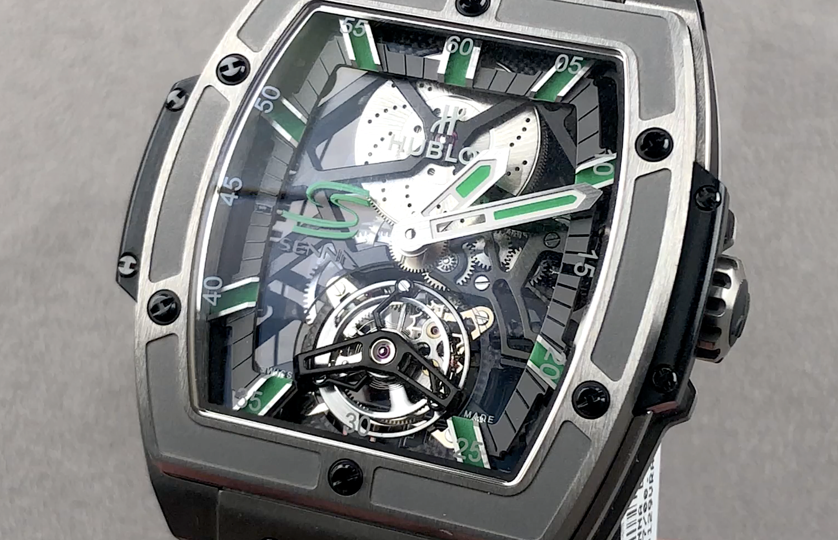 Hublot MP-06 Senna Tourbillon Limited Edition 906.NX.0129.VR.AES13