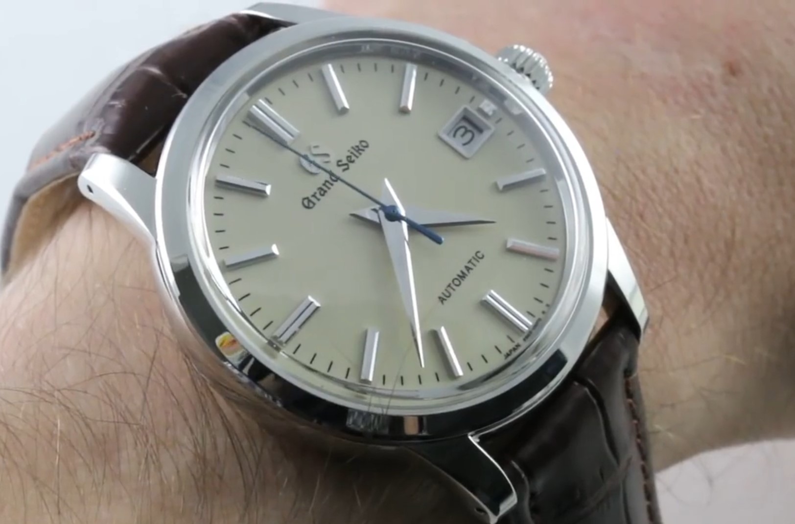 Seiko automatic hand on sale winding