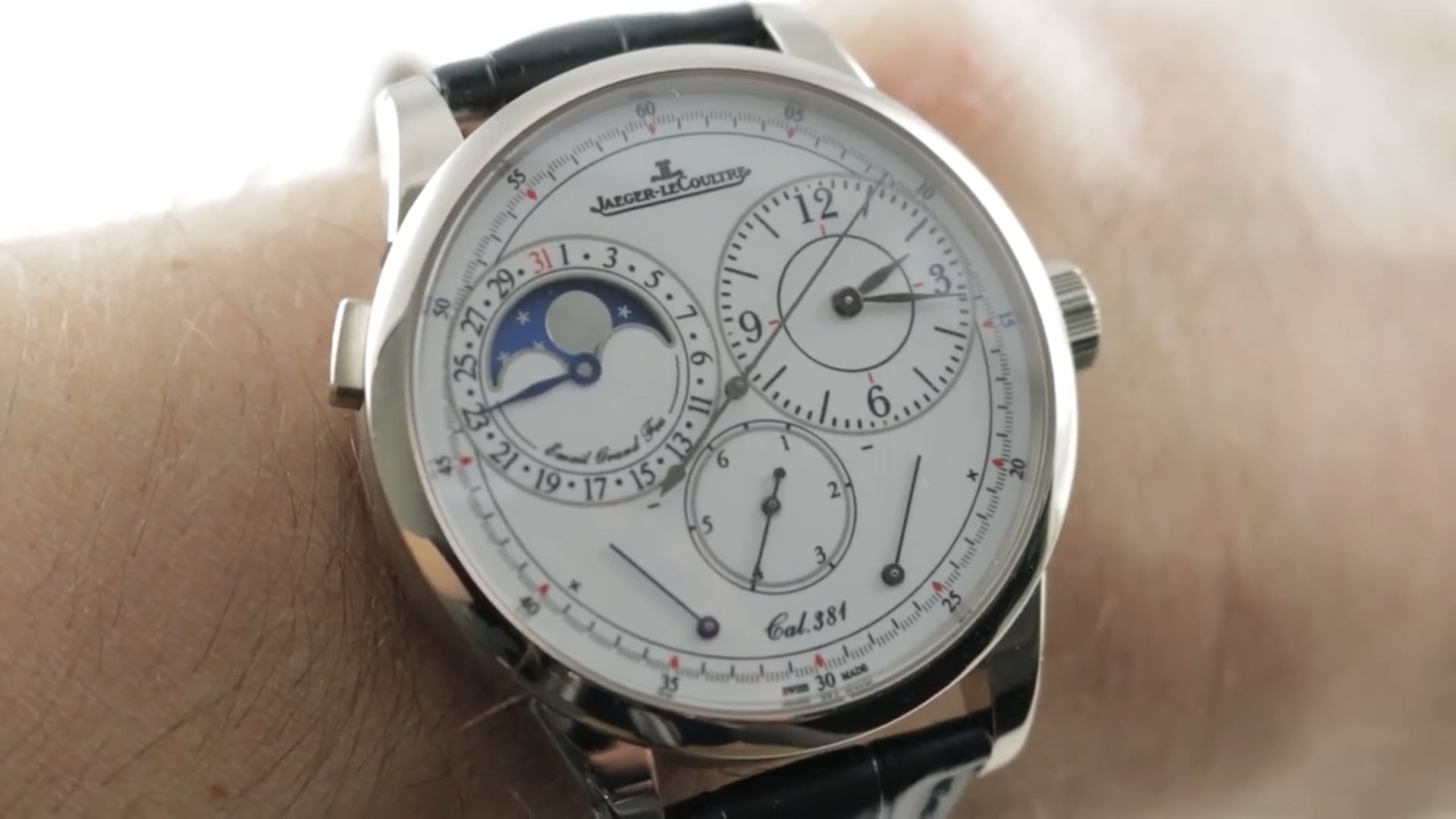 Jaeger Lecoultre Master Hometime Aston Martin Q162847N Review