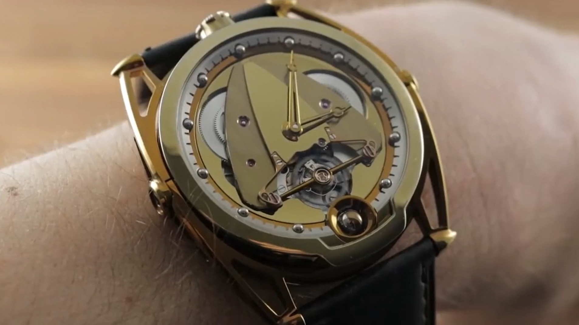 De Bethune DB28 Yellow Tones Titanium Moonphase (DB28YT) Review