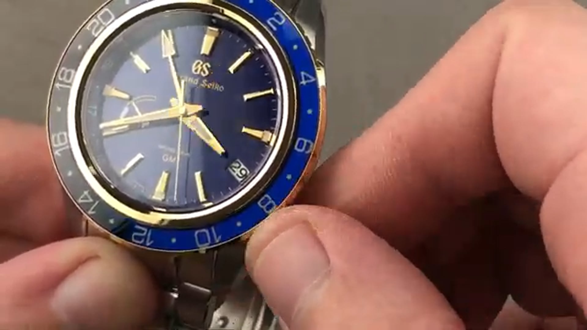 Grand seiko spring sale drive gmt sbge248