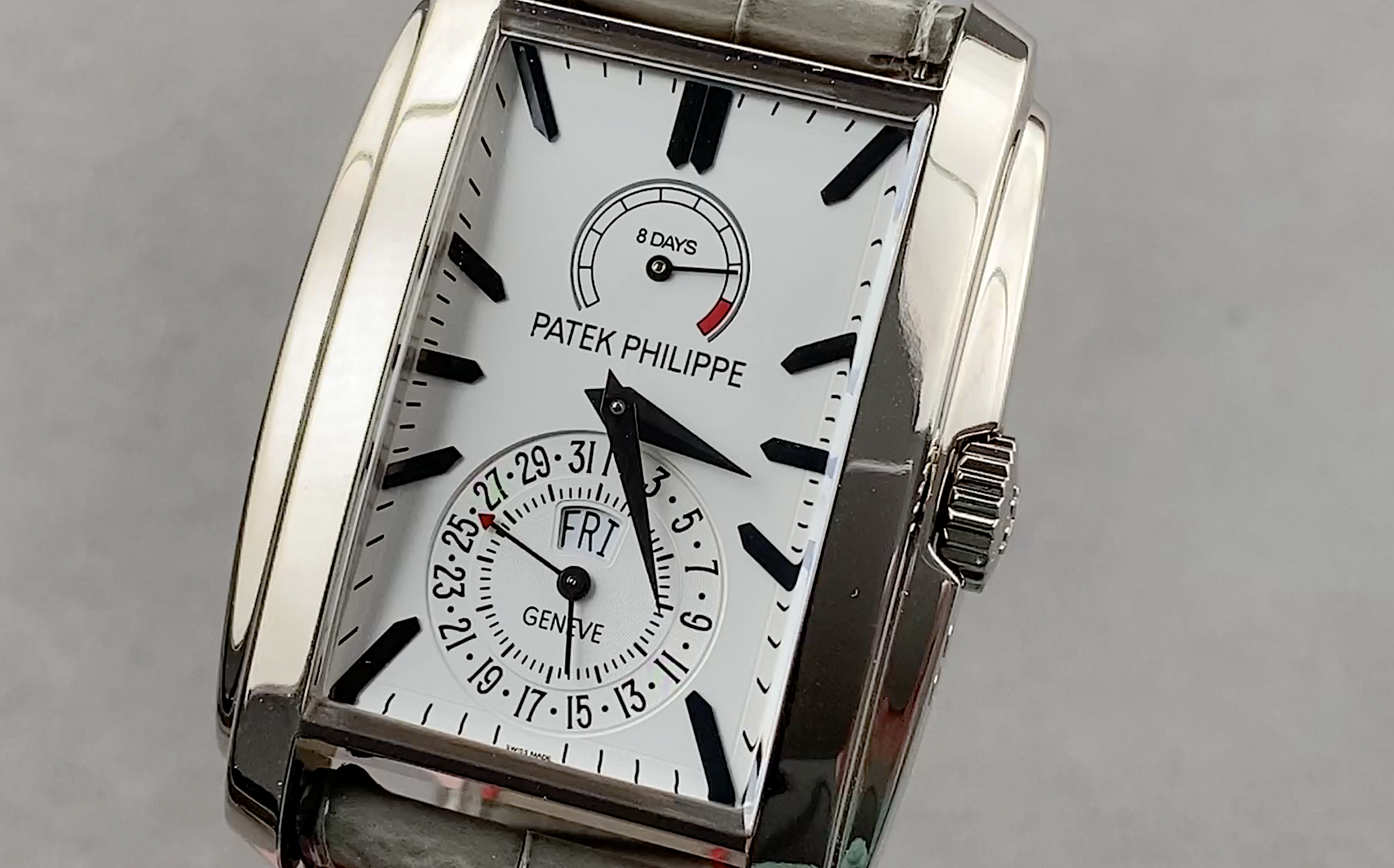 Patek Philippe Gondolo 8 Day 5200G-010