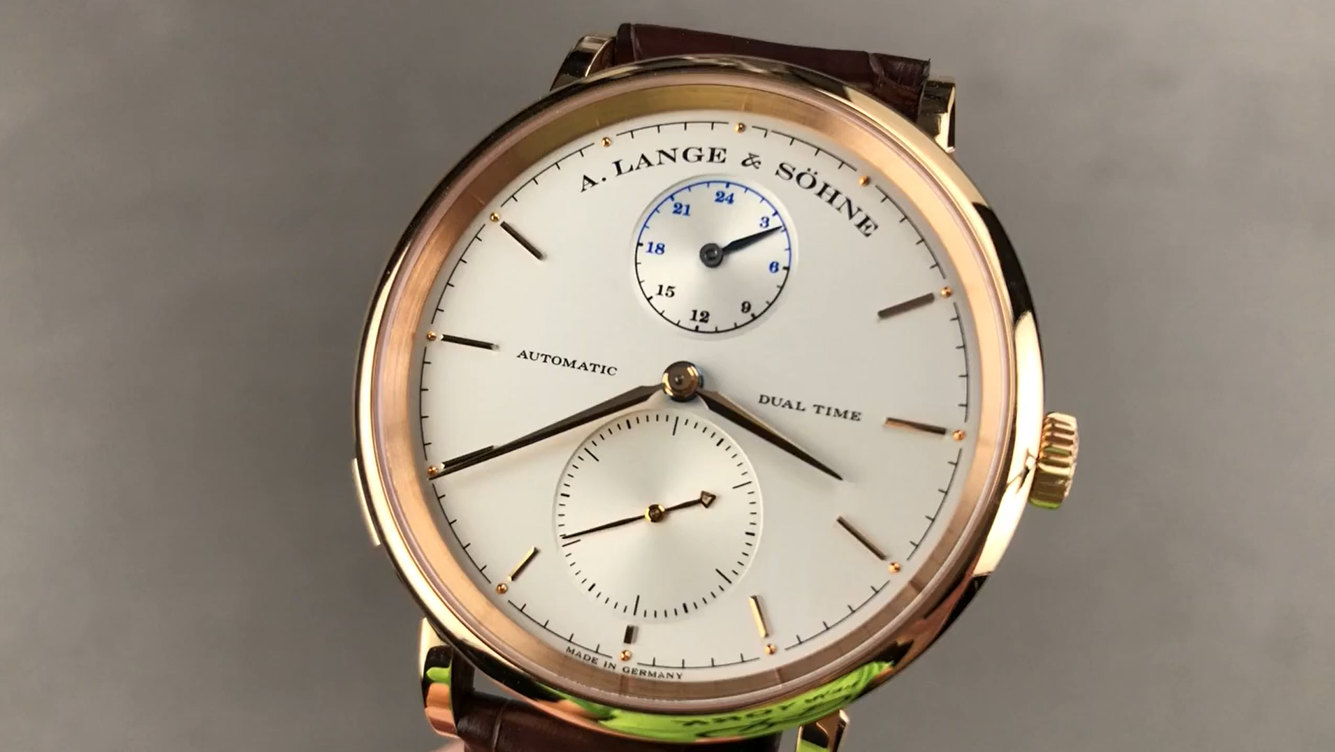 A. Lange & Sohne Saxonia Dual Time 385.032 Review