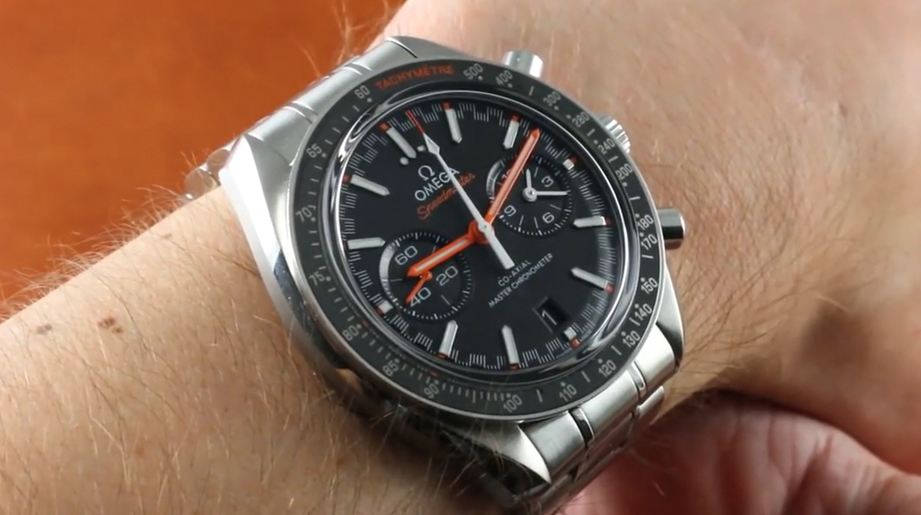 Omega Speedmaster RACING Chronograph 329.30.44.51.01.002 Review