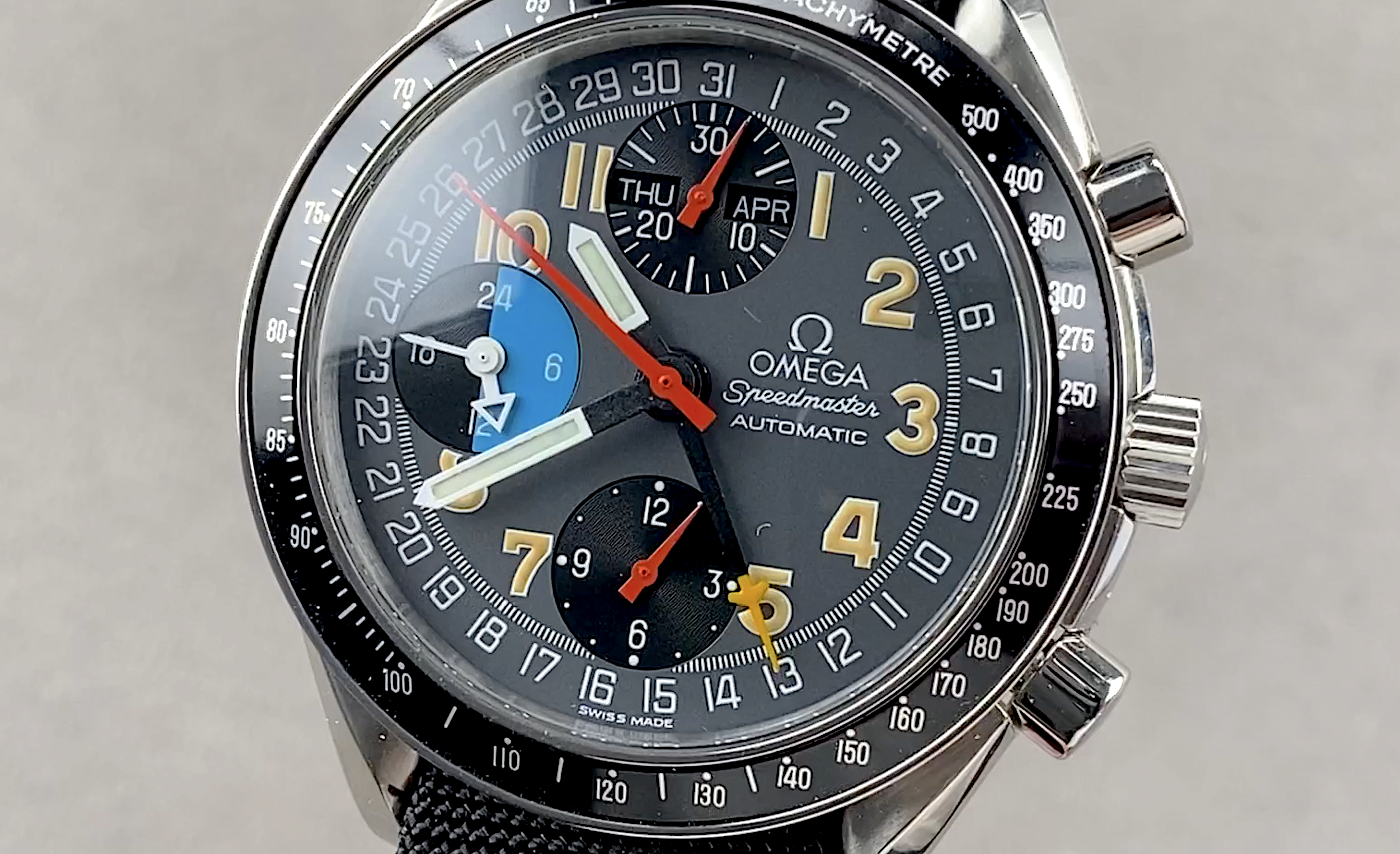 Omega Speedmaster Day-Date 3820.53.21