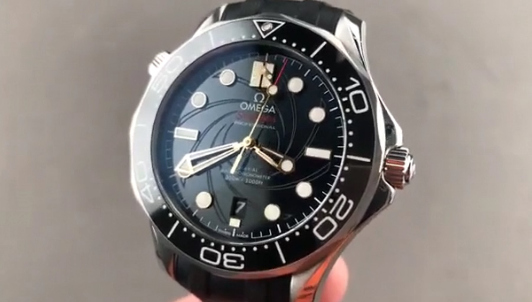 Omega Seamaster Diver 300M James Bond Ltd. Ed. Of 7007 210.22.42.20.01.004