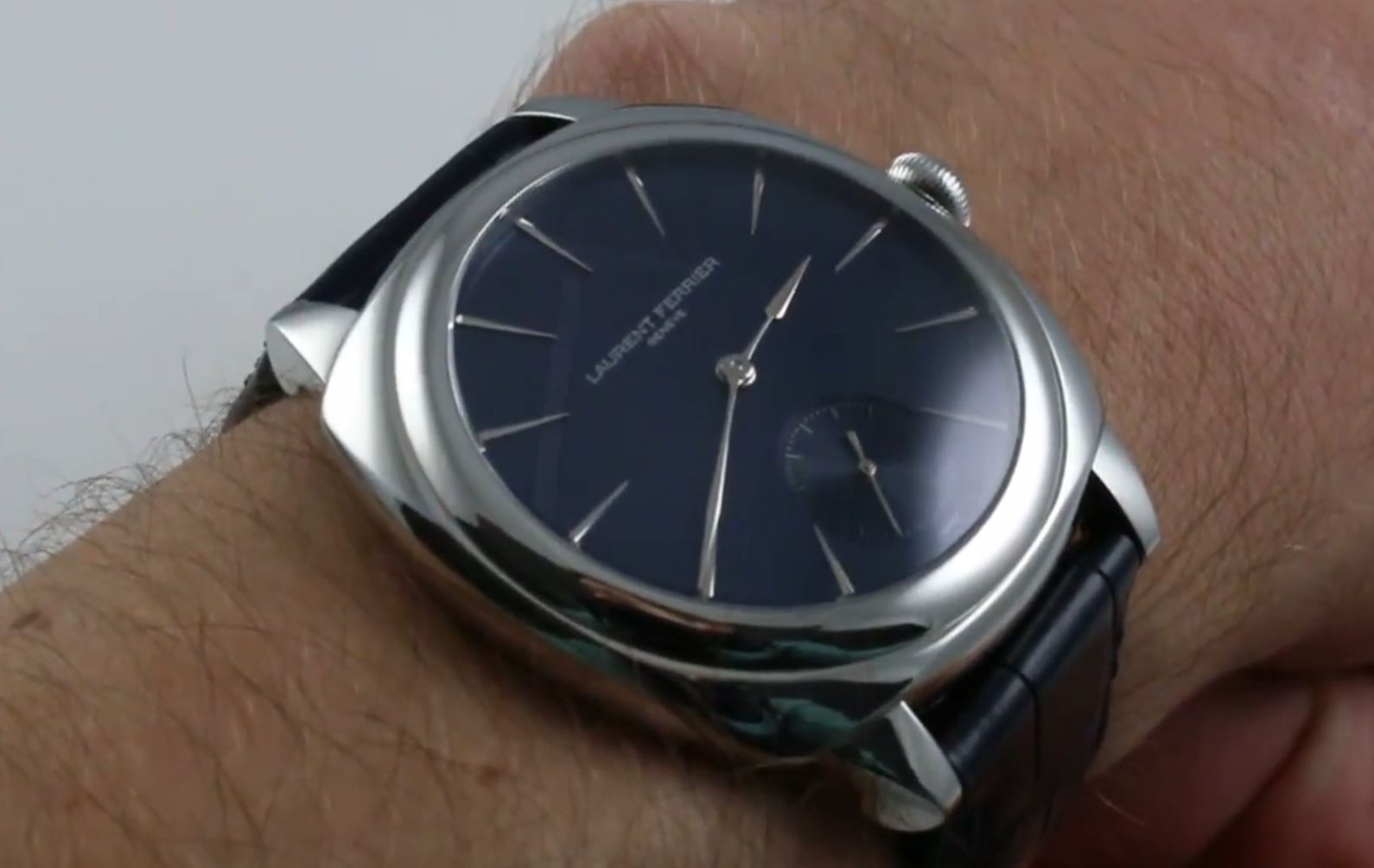 Laurent Ferrier Galet Square Review