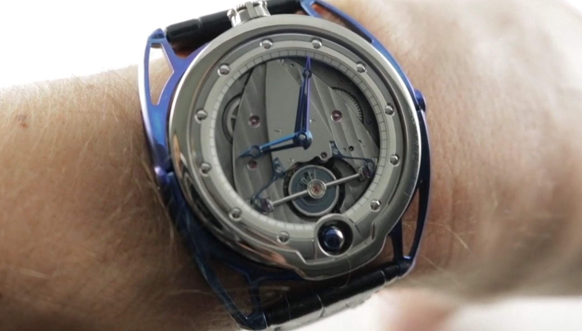 De Bethune DB28 Blue Titanium (DB28TIS5) Review