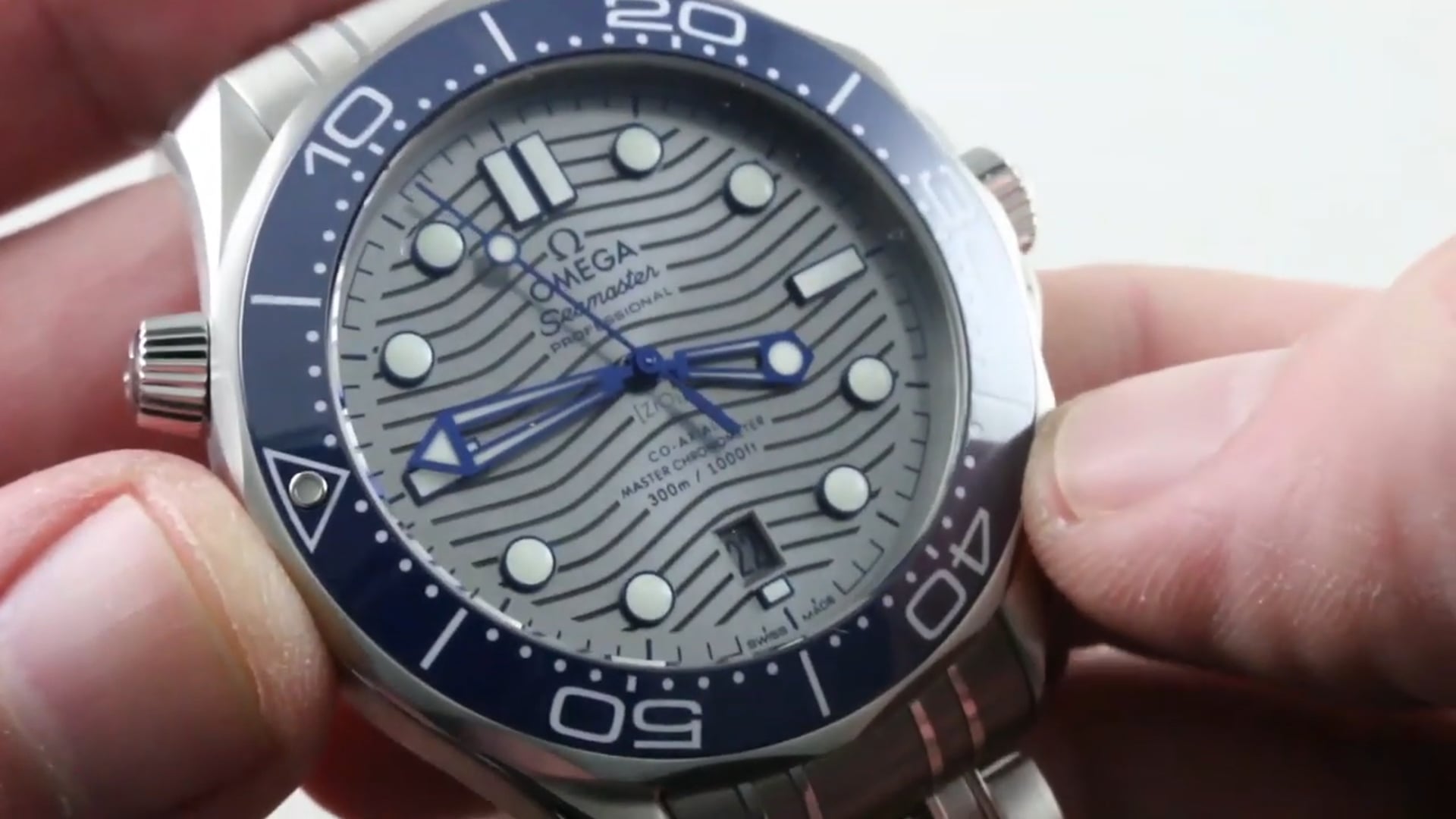 2018 Omega Seamaster Diver 300M Chrome Dial (210.30.42.20.06.001) Review