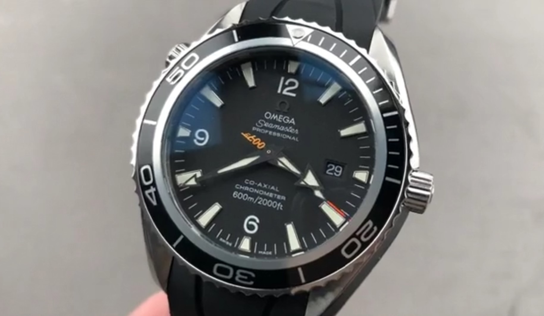 Omega seamaster professional 007 2024 limited edition planet ocean