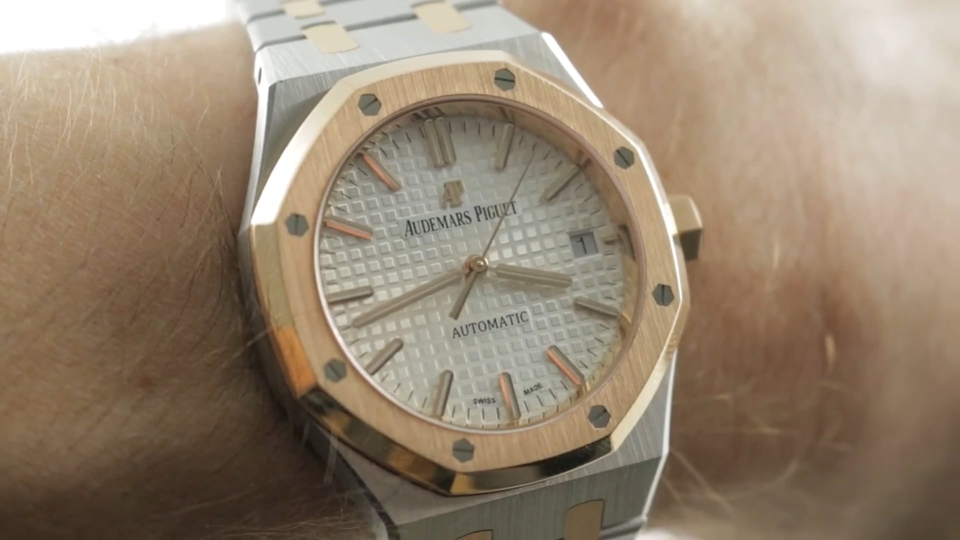 Audemars Piguet Royal Oak 37mm 15450SR.OO.1256SR.01 Review