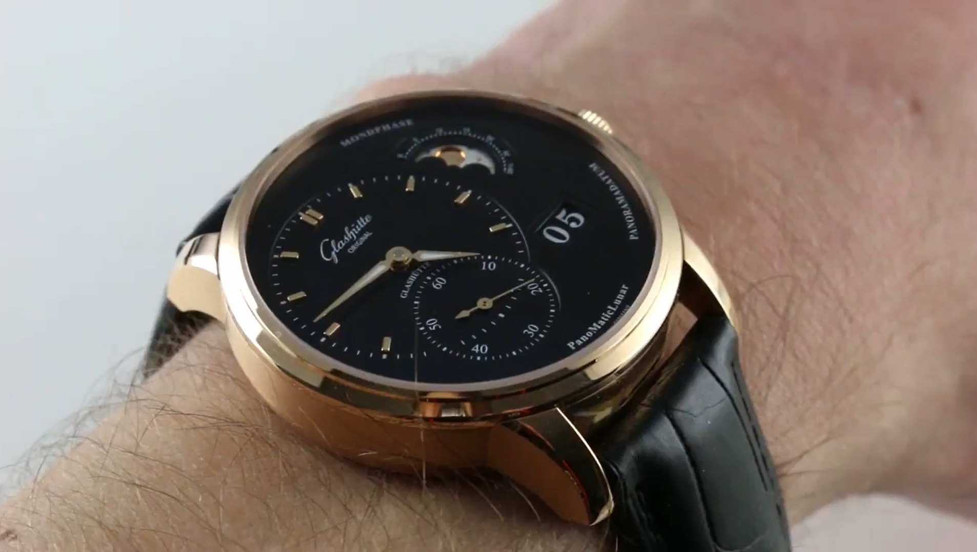 Glashutte Original PanomaticLunar 1-90-02-49-35-30 Review