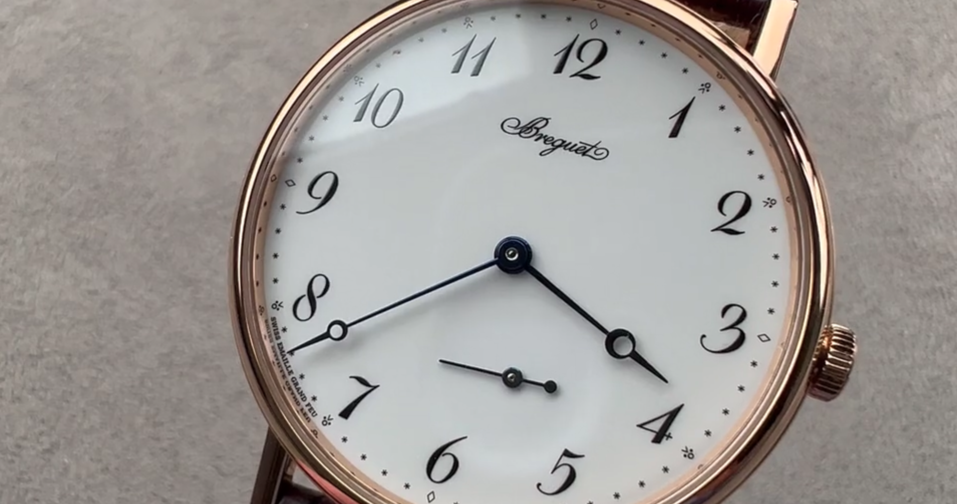 Breguet Classique RG Auto 7147BR/29/9WU